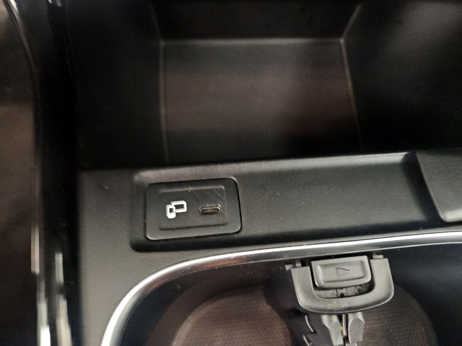 Thumbnail: 2021 Mercedes-Benz A-Class - 18