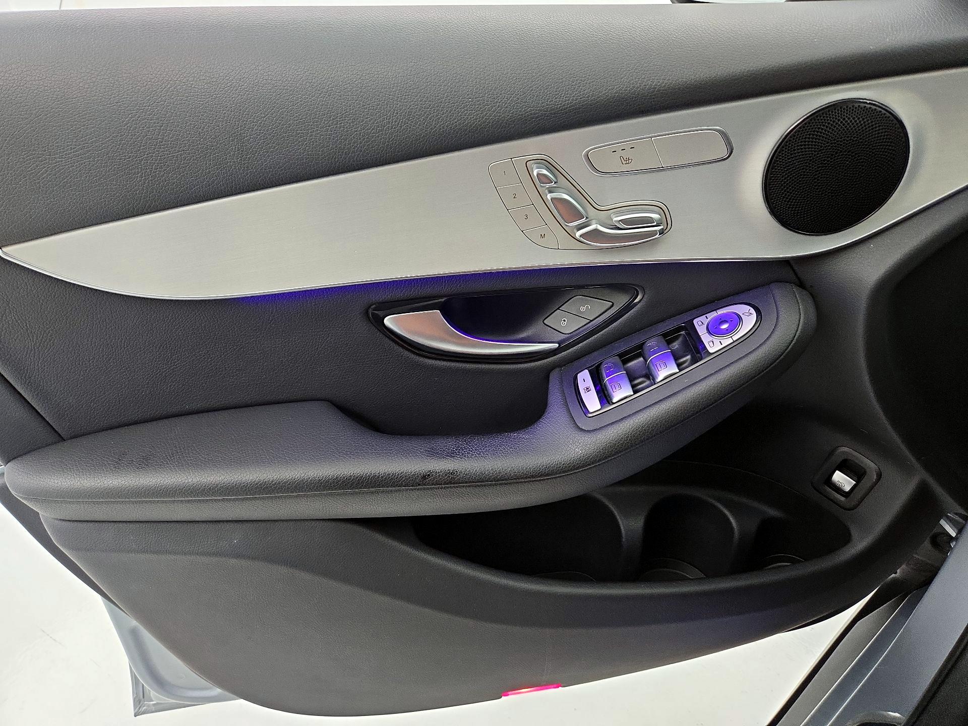 Thumbnail: 2022 Mercedes-Benz GLC - 12