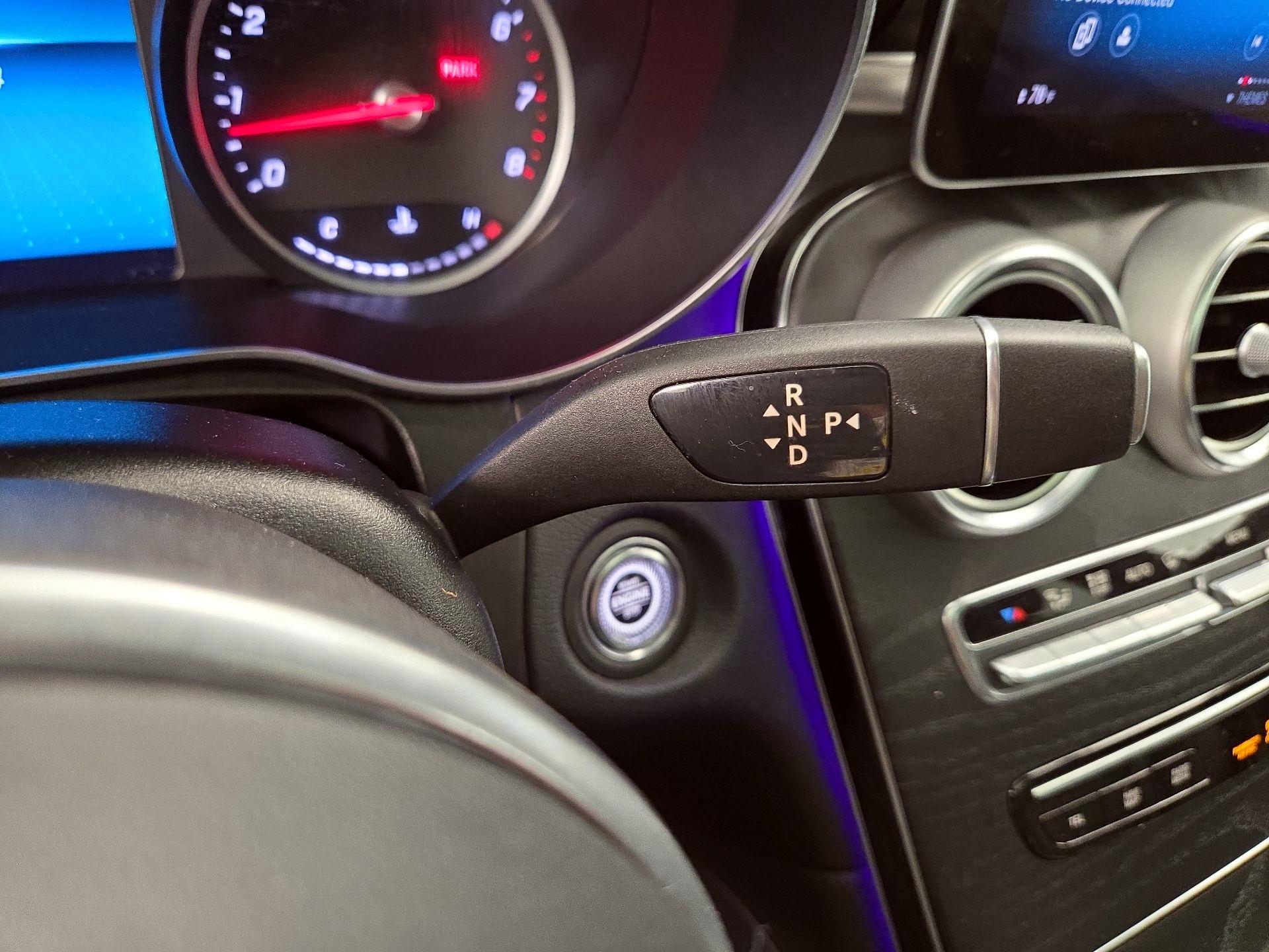 Thumbnail: 2022 Mercedes-Benz GLC - 17