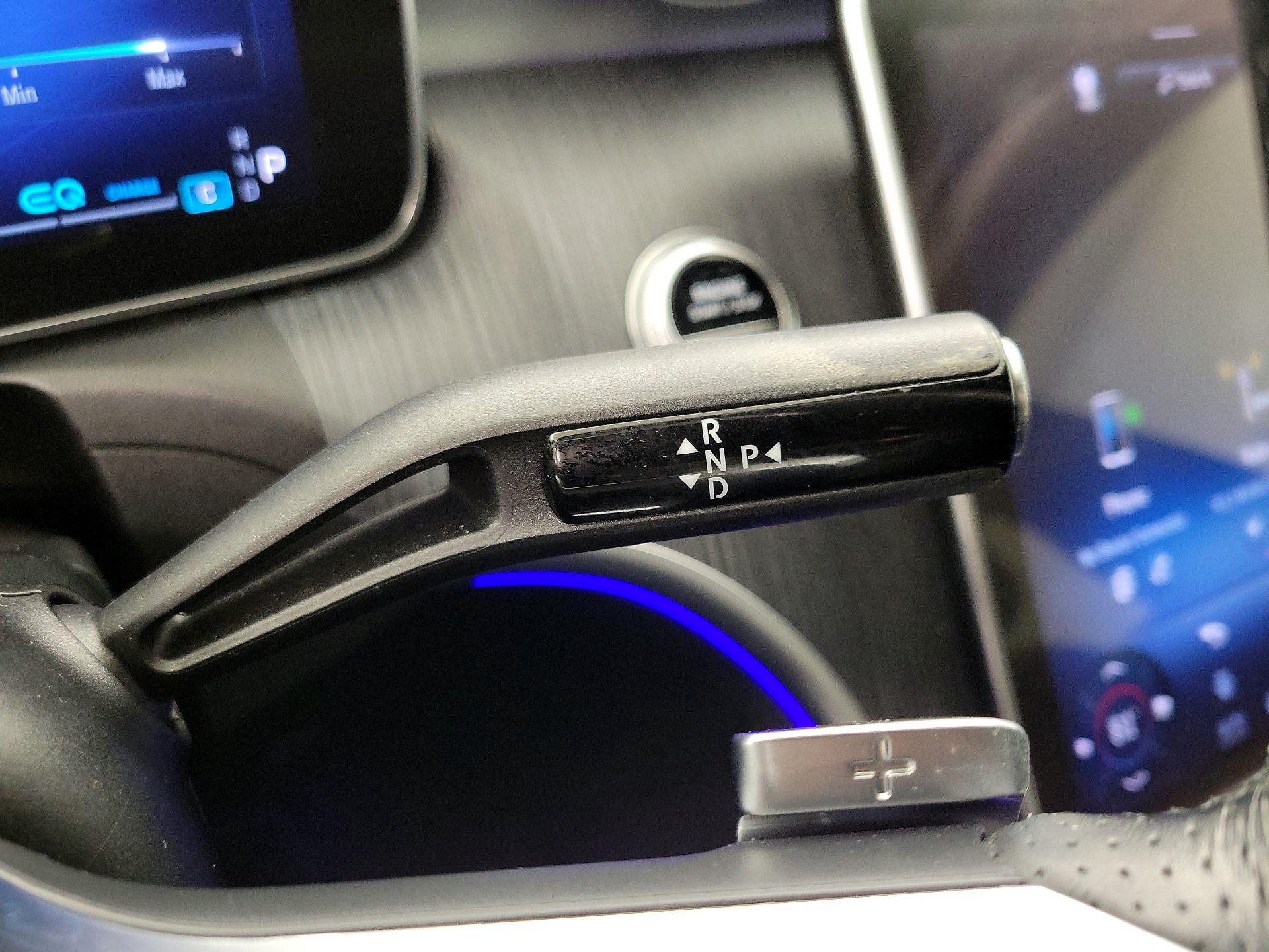 Thumbnail: 2022 Mercedes-Benz C-Class - 17