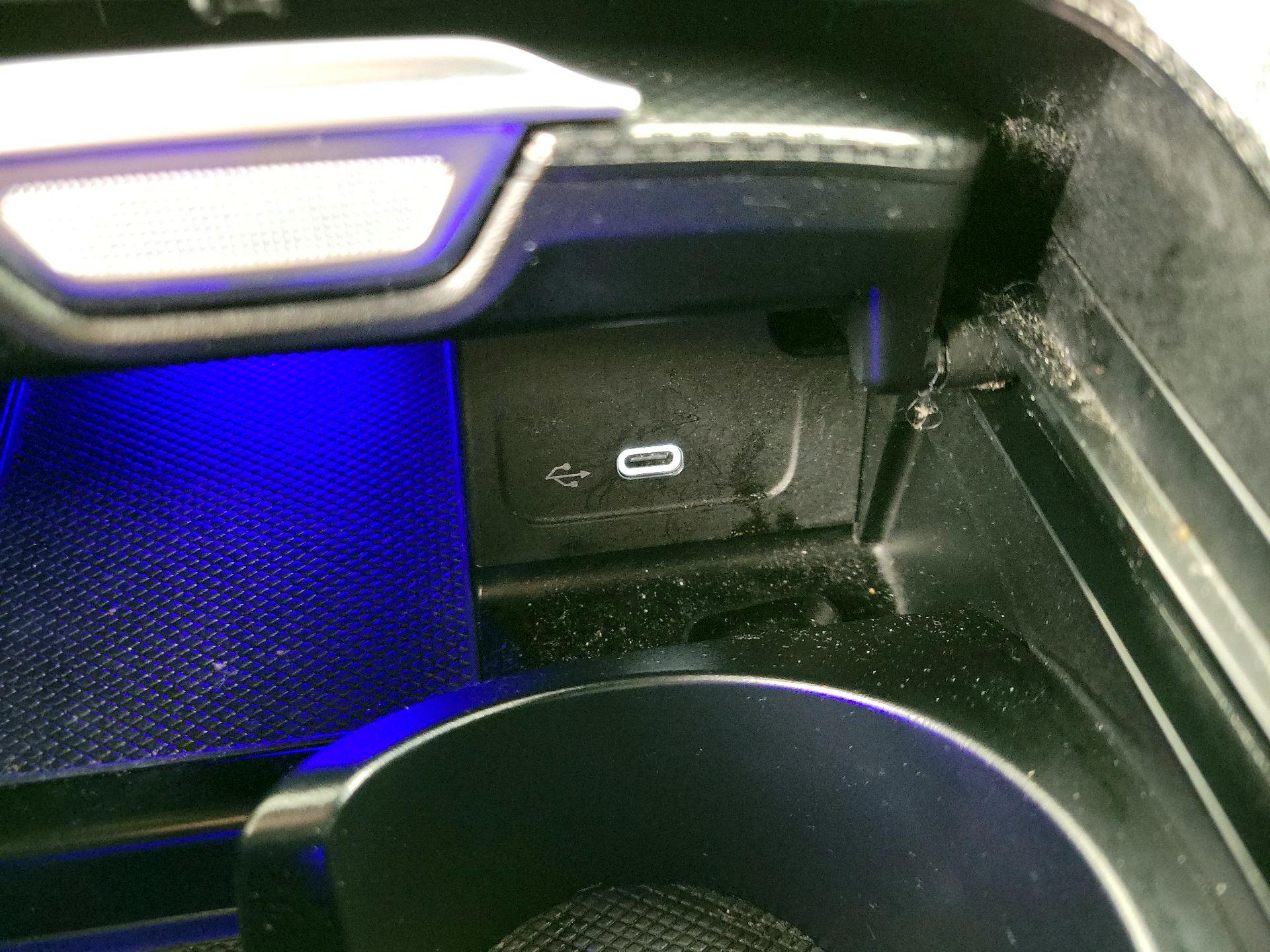 Thumbnail: 2022 Mercedes-Benz C-Class - 18