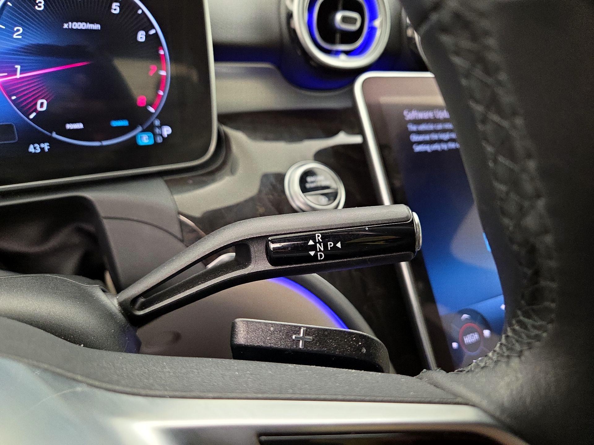 Thumbnail: 2023 Mercedes-Benz C-Class - 18