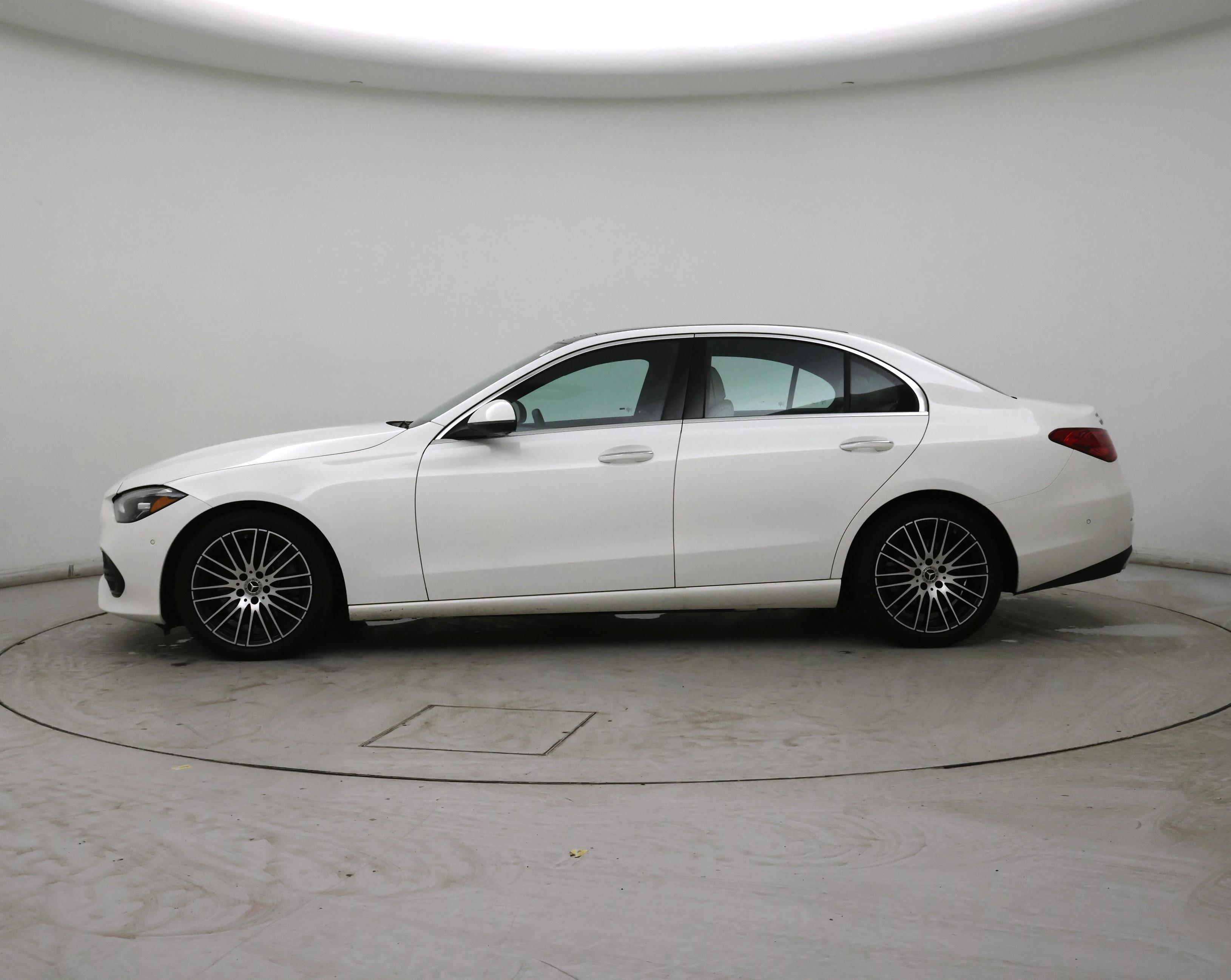 Thumbnail: 2023 Mercedes-Benz C-Class - 3