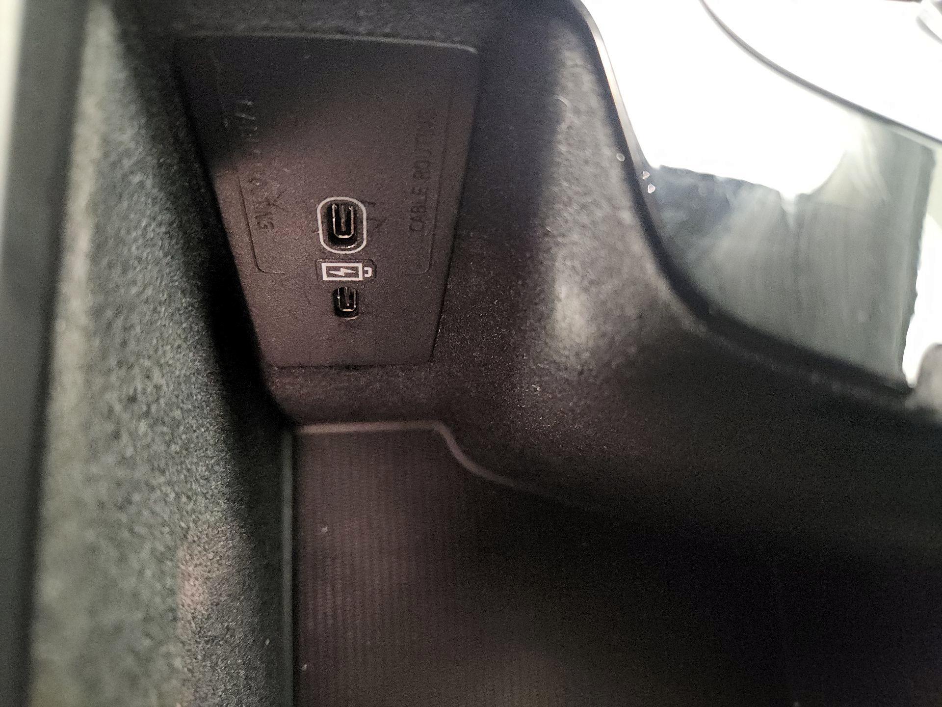 Thumbnail: 2025 Volvo S60 - 19