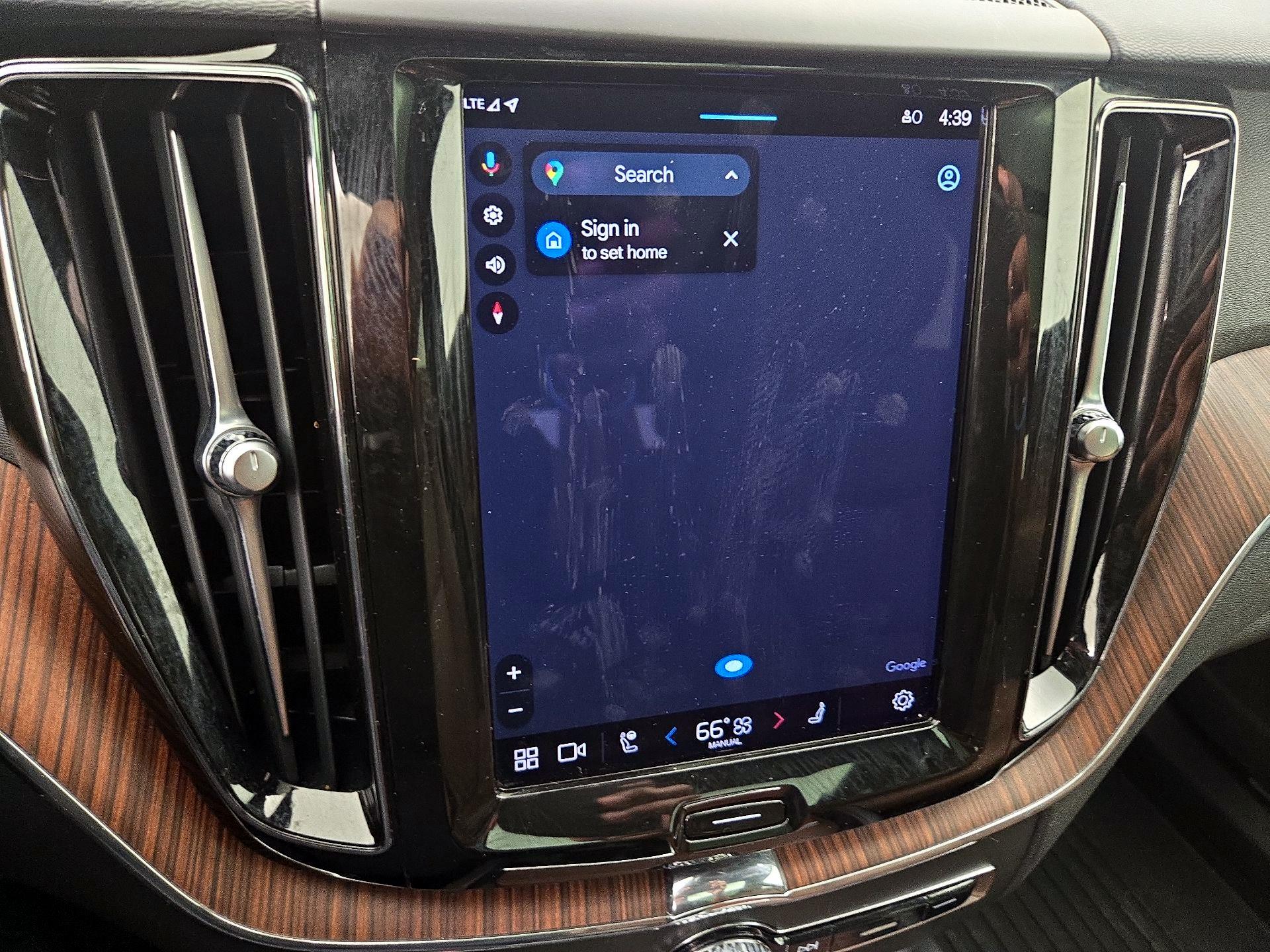 Thumbnail: 2023 Volvo XC60 - 14