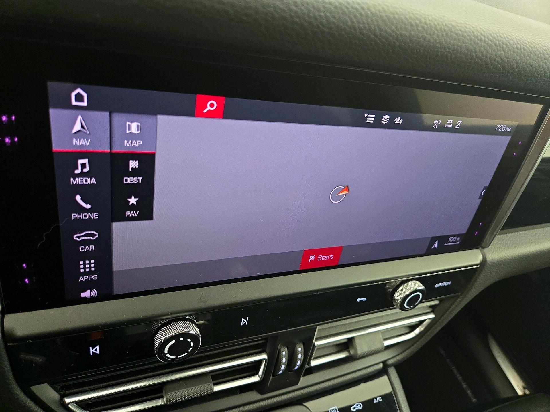 Thumbnail: 2022 Porsche Macan - 14