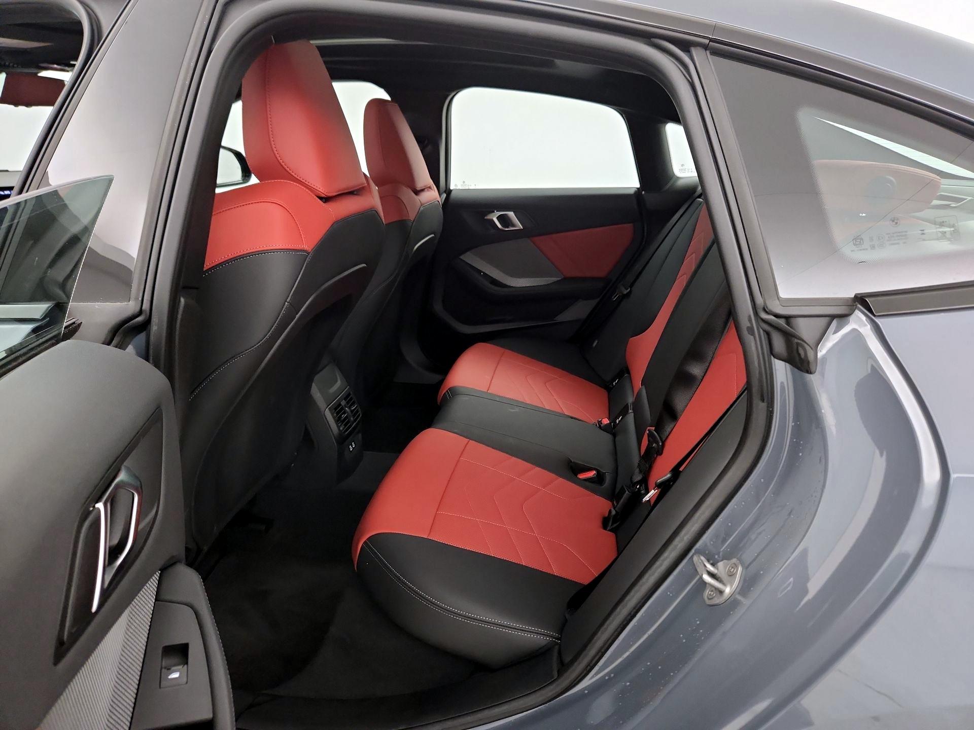 Thumbnail: 2025 BMW 2 Series - 19