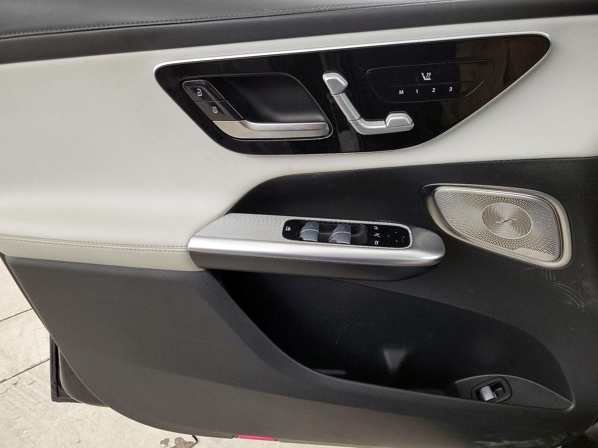 Thumbnail: 2023 Mercedes-Benz GLC - 12