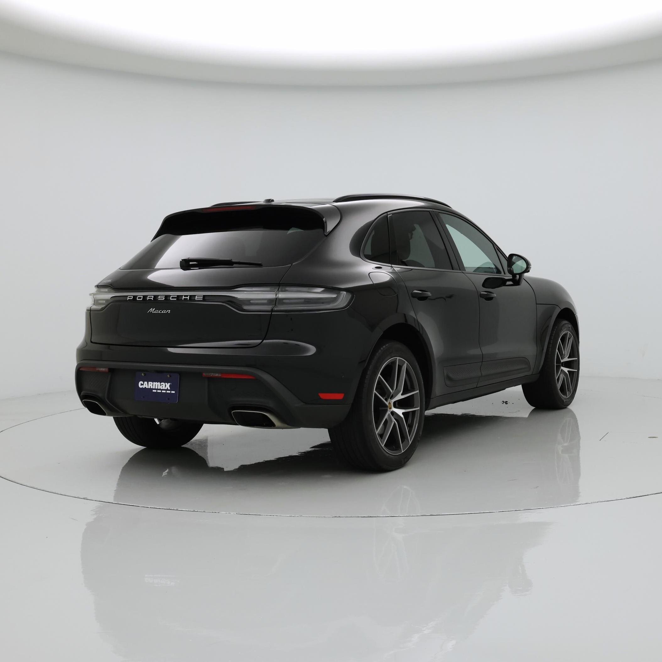 Thumbnail: 2022 Porsche Macan - 8