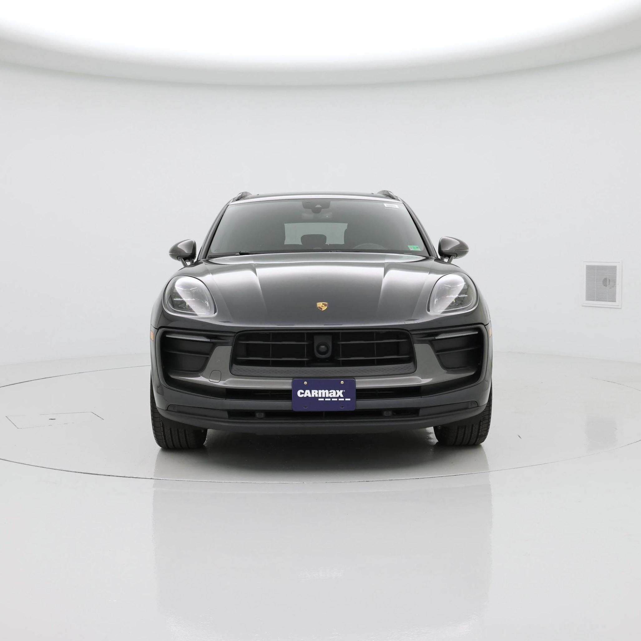 Thumbnail: 2023 Porsche Macan - 5