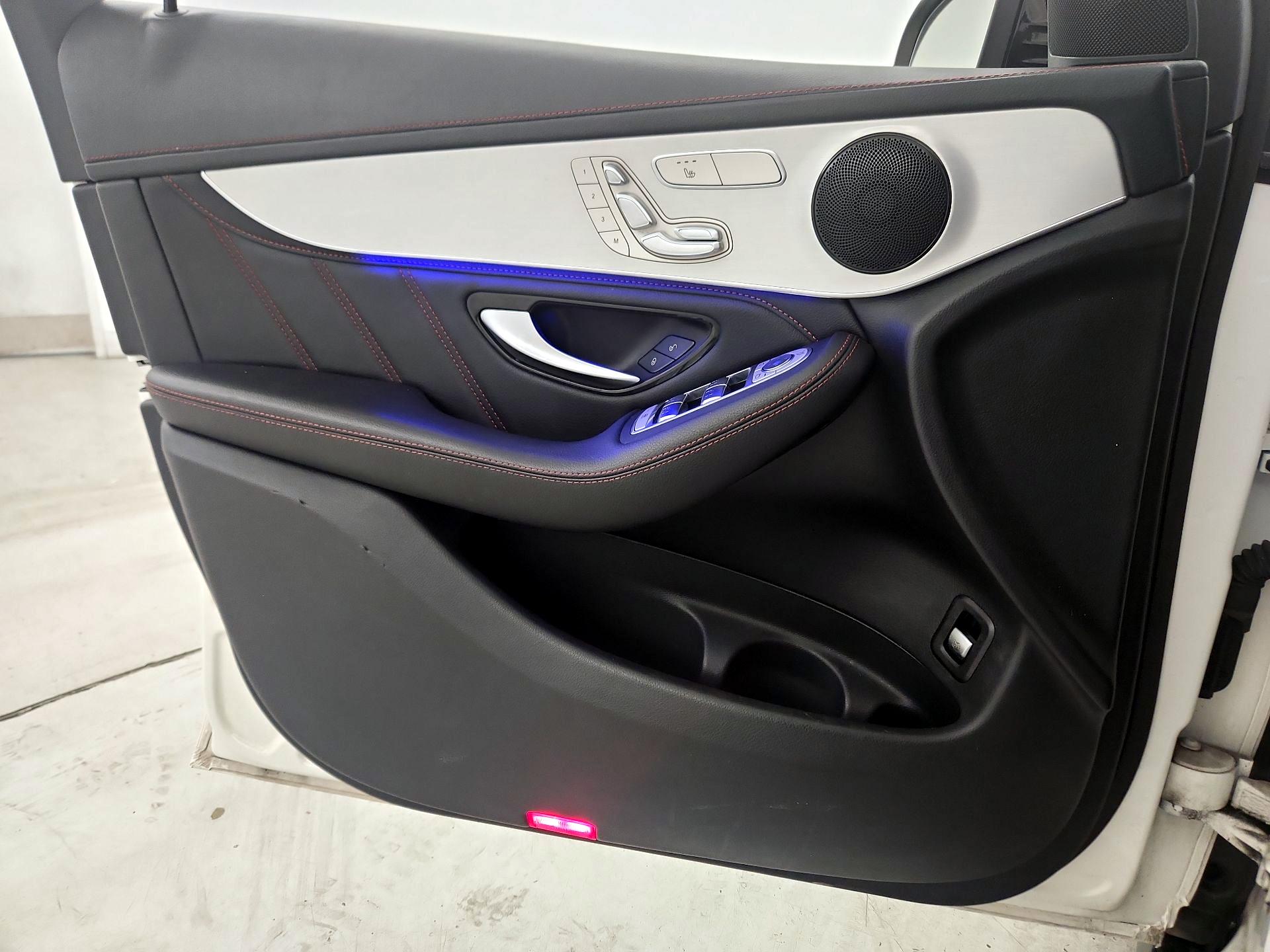 Thumbnail: 2022 Mercedes-Benz GLC - 12