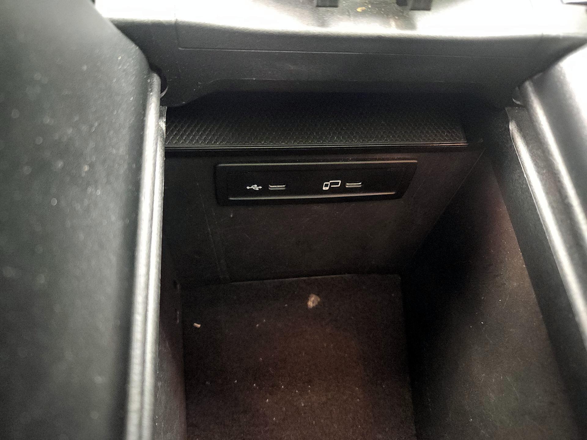 Thumbnail: 2022 Mercedes-Benz GLC - 18