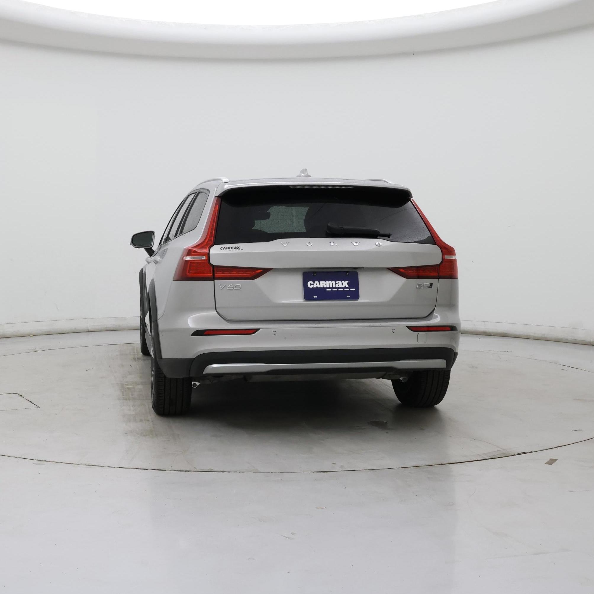 Thumbnail: 2025 Volvo S60 - 6