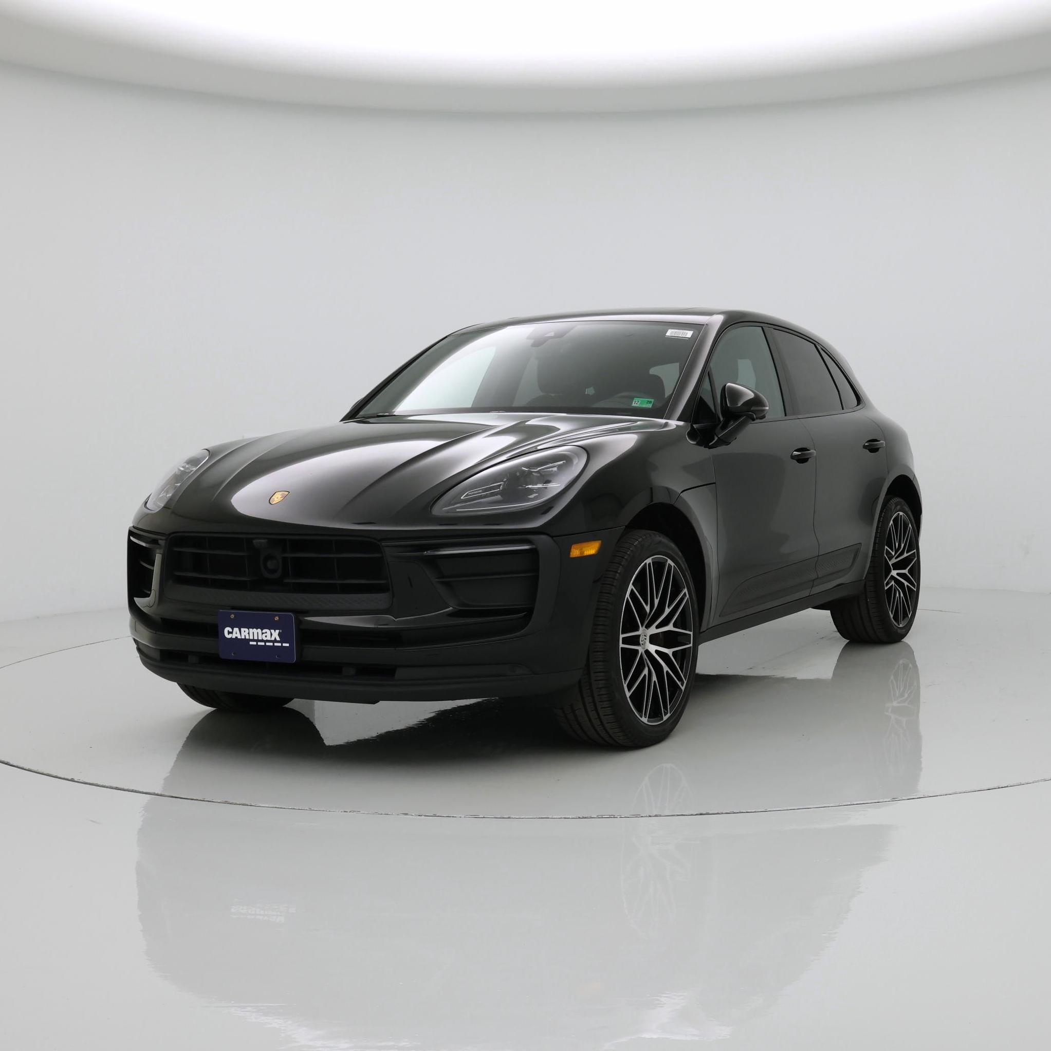 Thumbnail: 2023 Porsche Macan - 4