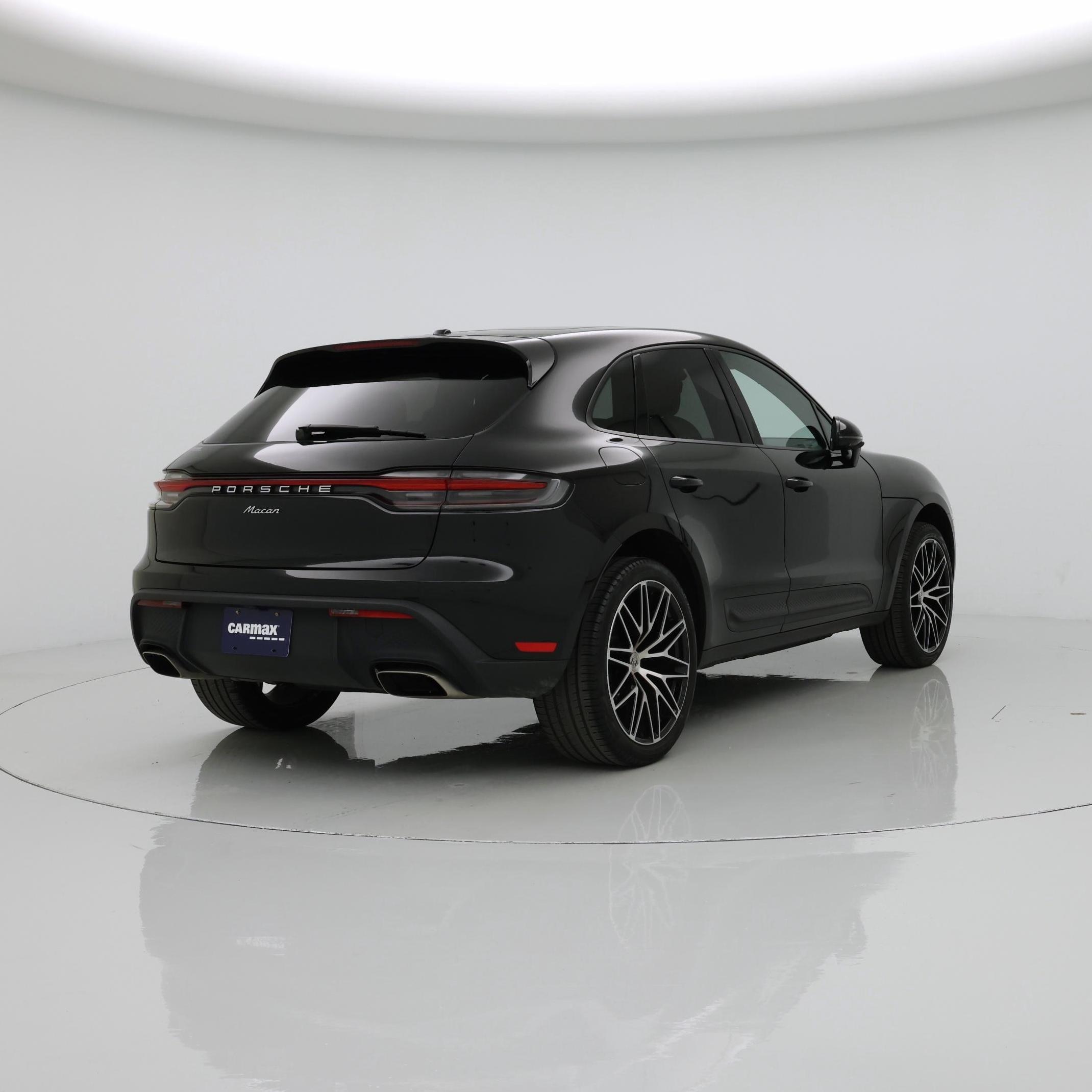 Thumbnail: 2023 Porsche Macan - 8