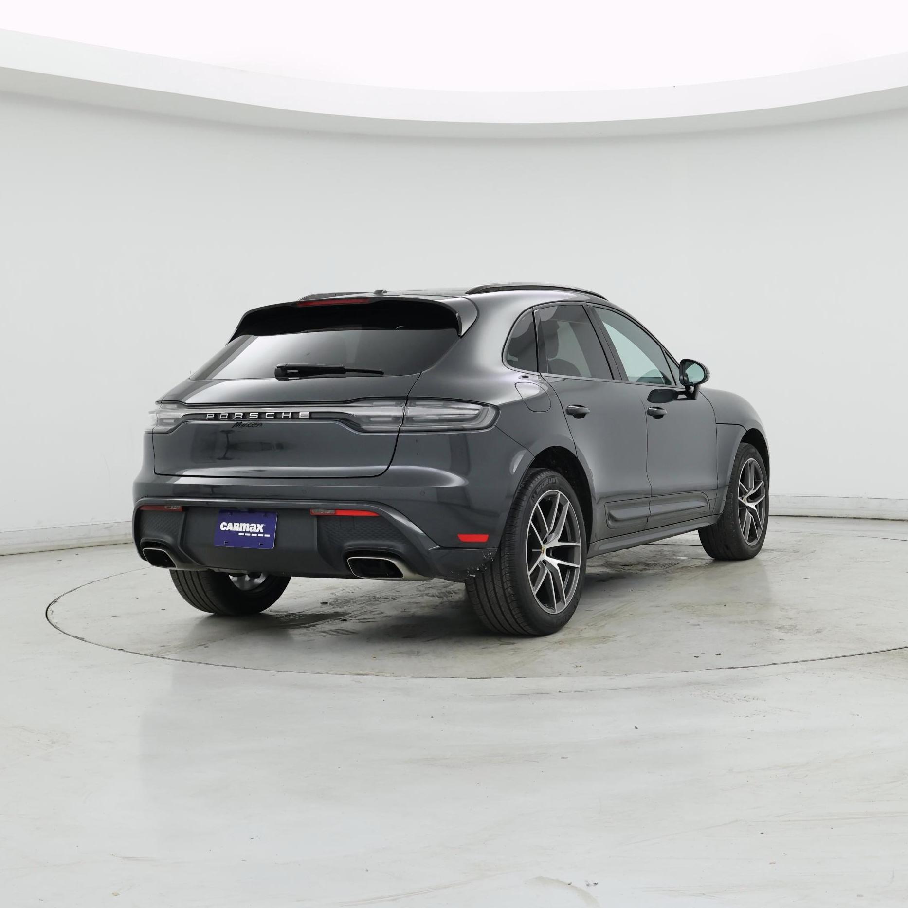 Thumbnail: 2022 Porsche Macan - 8