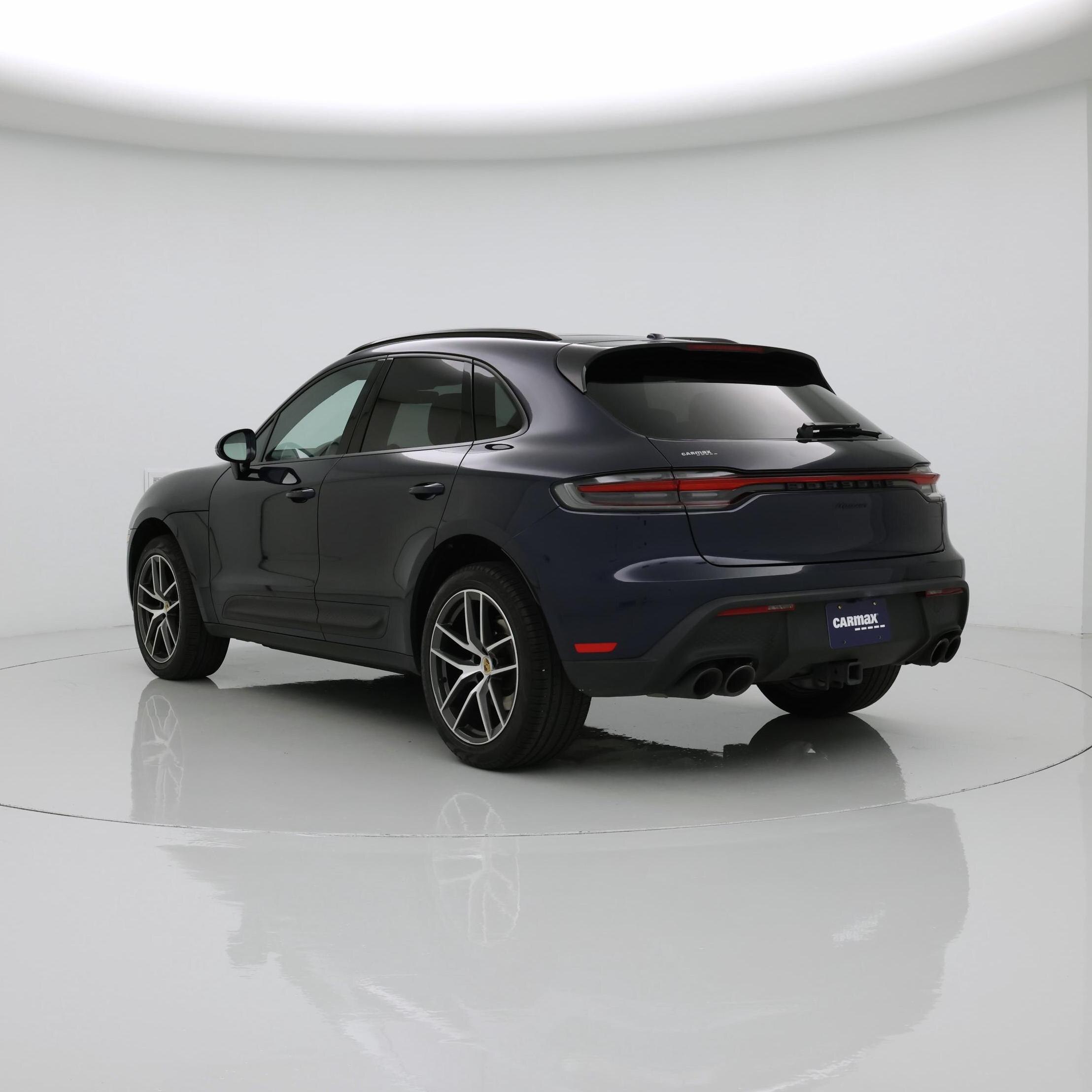 Thumbnail: 2022 Porsche Macan - 2