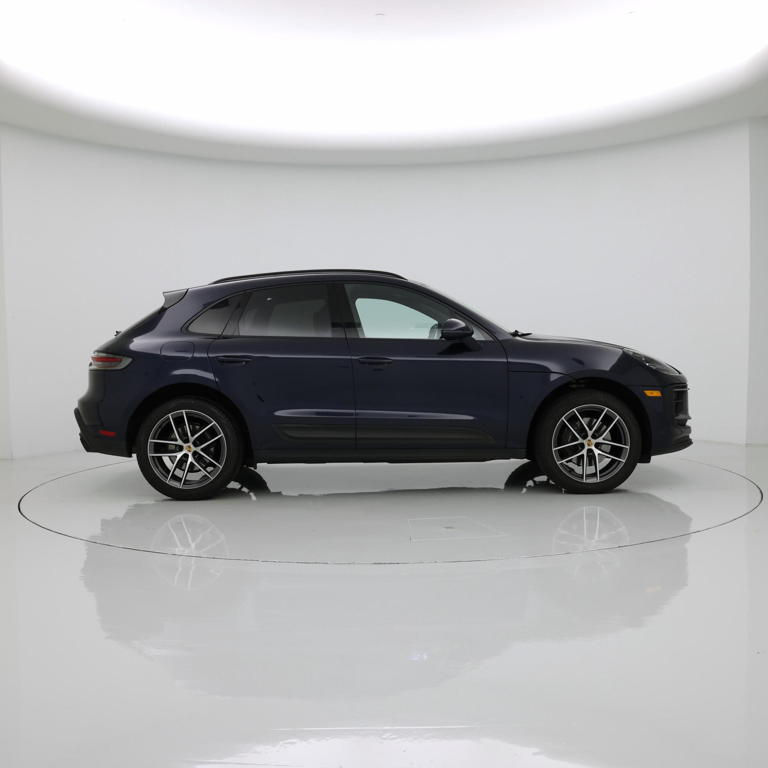 Thumbnail: 2022 Porsche Macan - 7