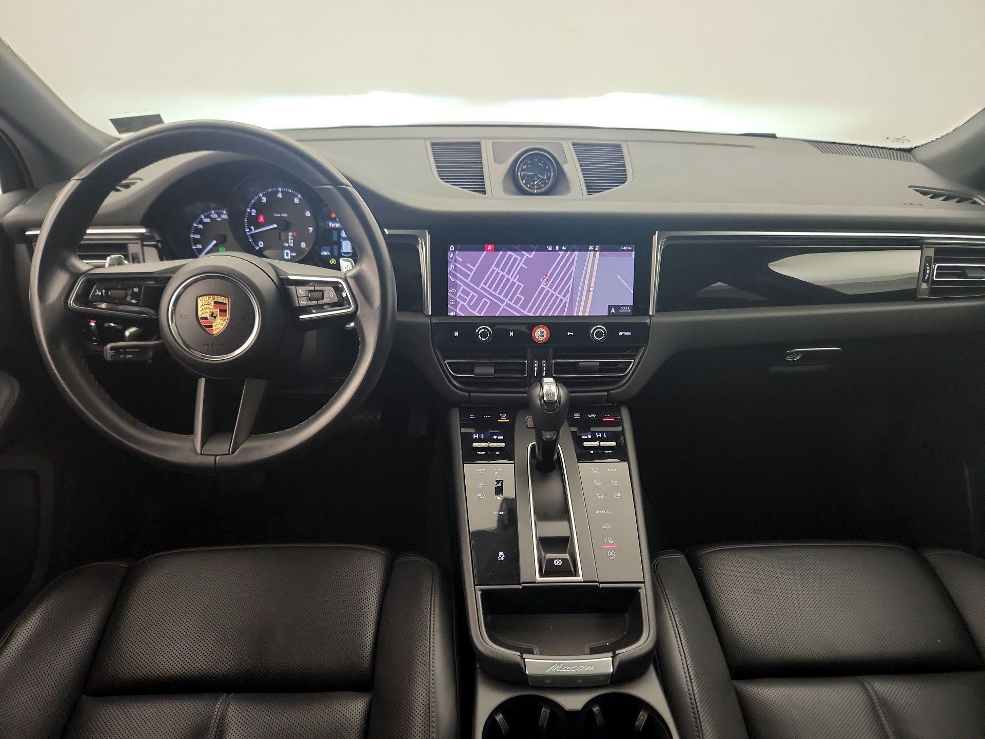 Thumbnail: 2022 Porsche Macan - 9