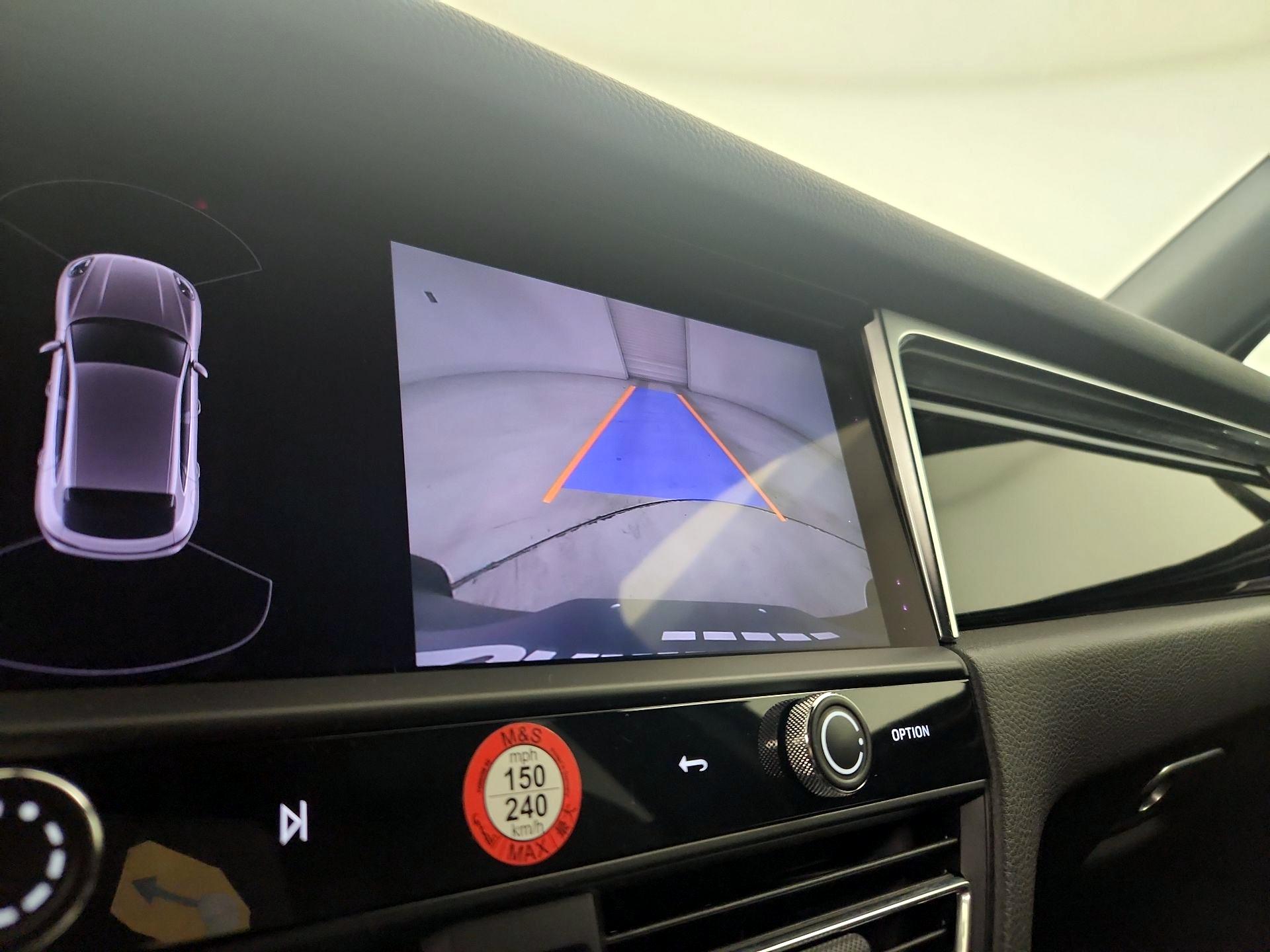 Thumbnail: 2022 Porsche Macan - 15