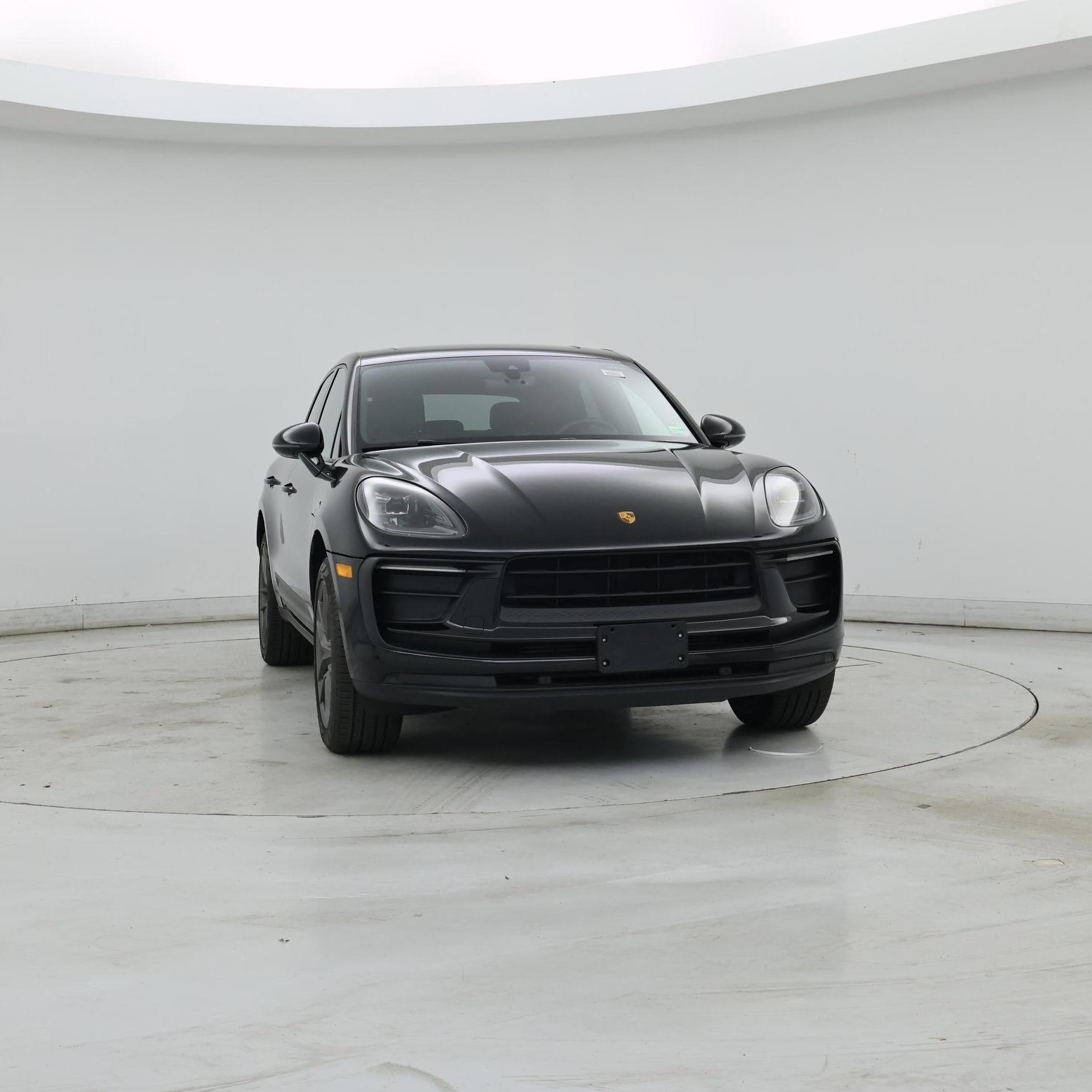 Thumbnail: 2022 Porsche Macan - 5