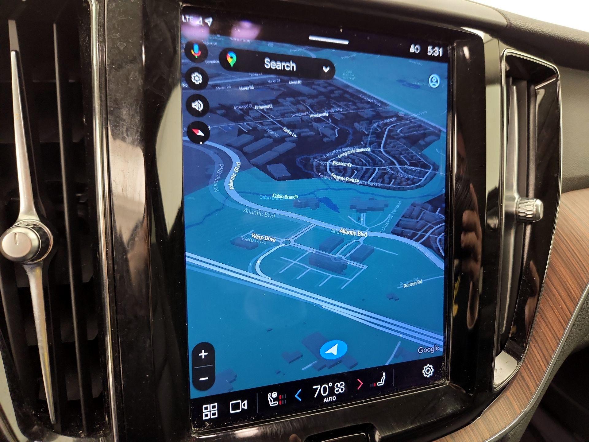 Thumbnail: 2023 Volvo XC60 - 14