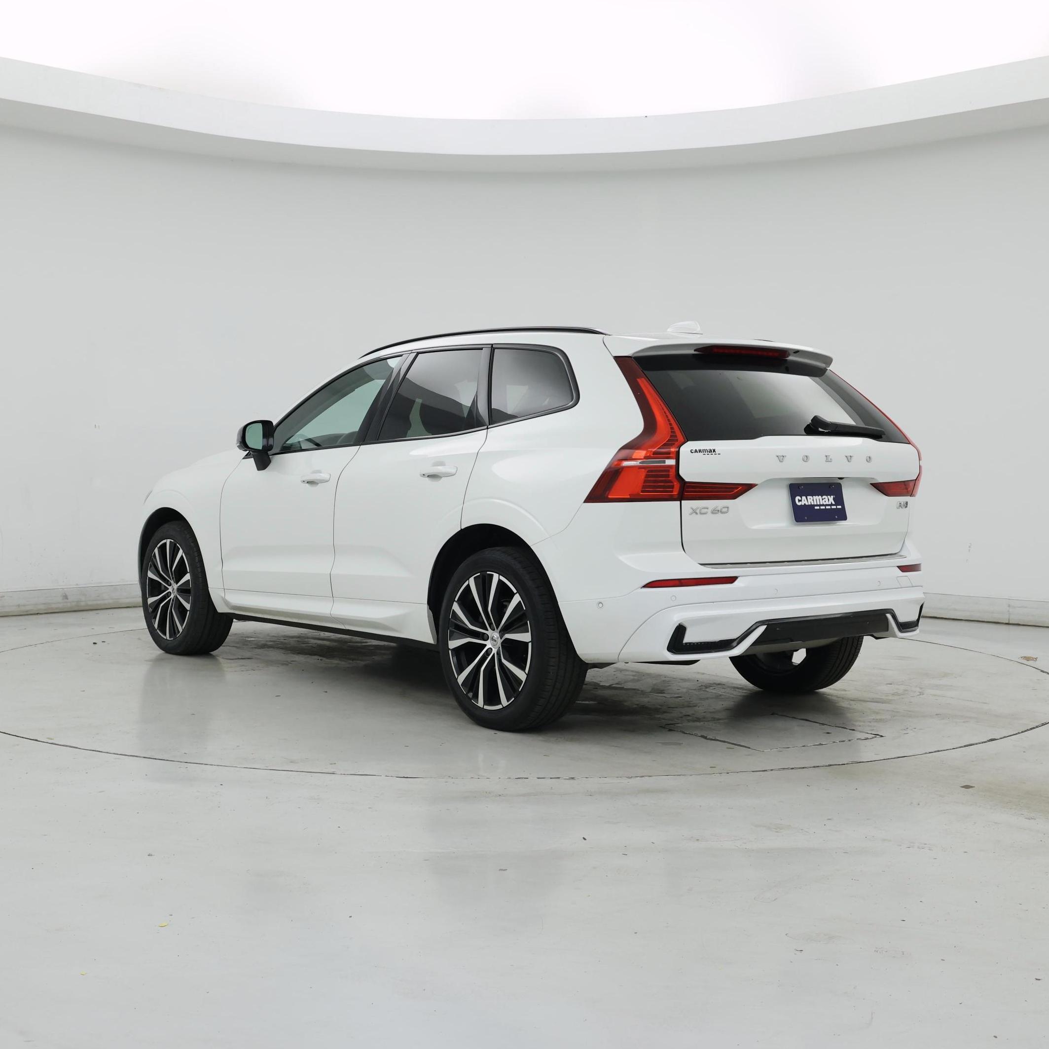 Thumbnail: 2023 Volvo XC60 - 2