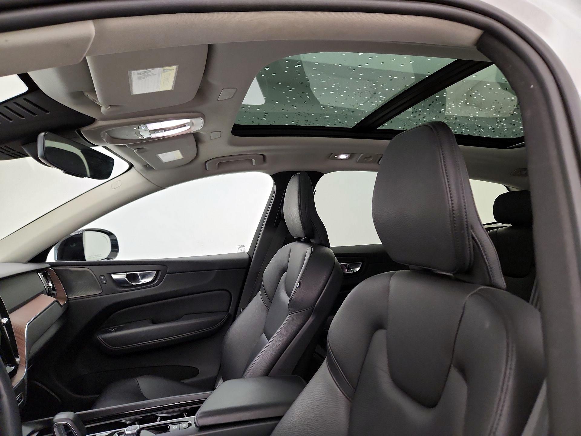 Thumbnail: 2023 Volvo XC60 - 20