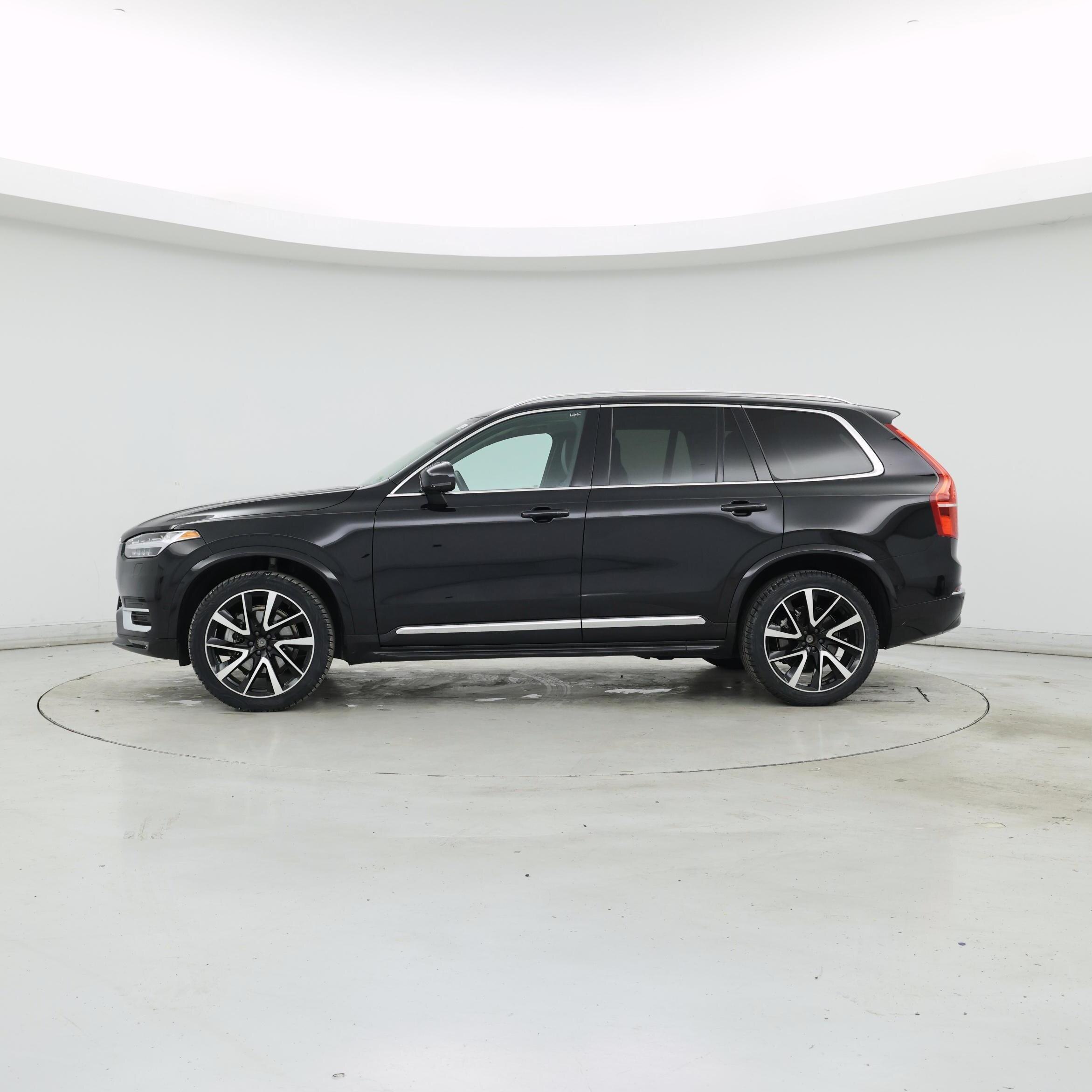 Thumbnail: 2023 Volvo XC90 - 3