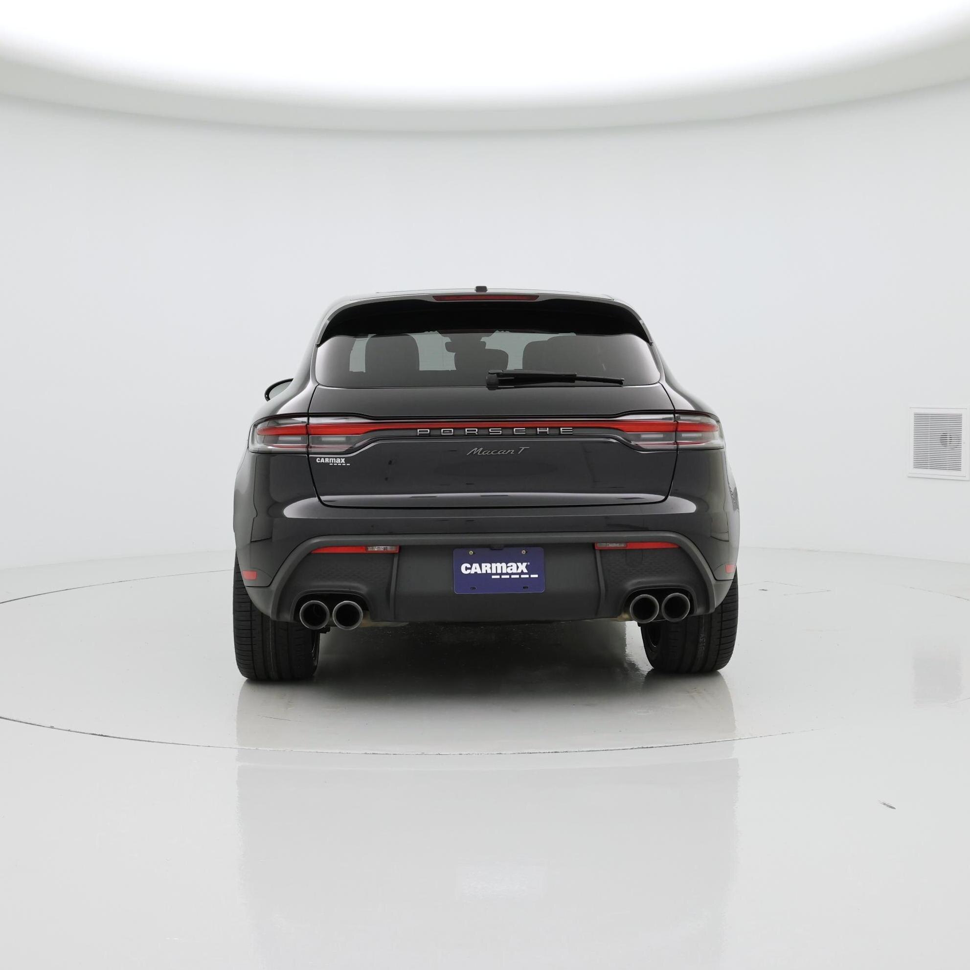 Thumbnail: 2023 Porsche Macan - 6