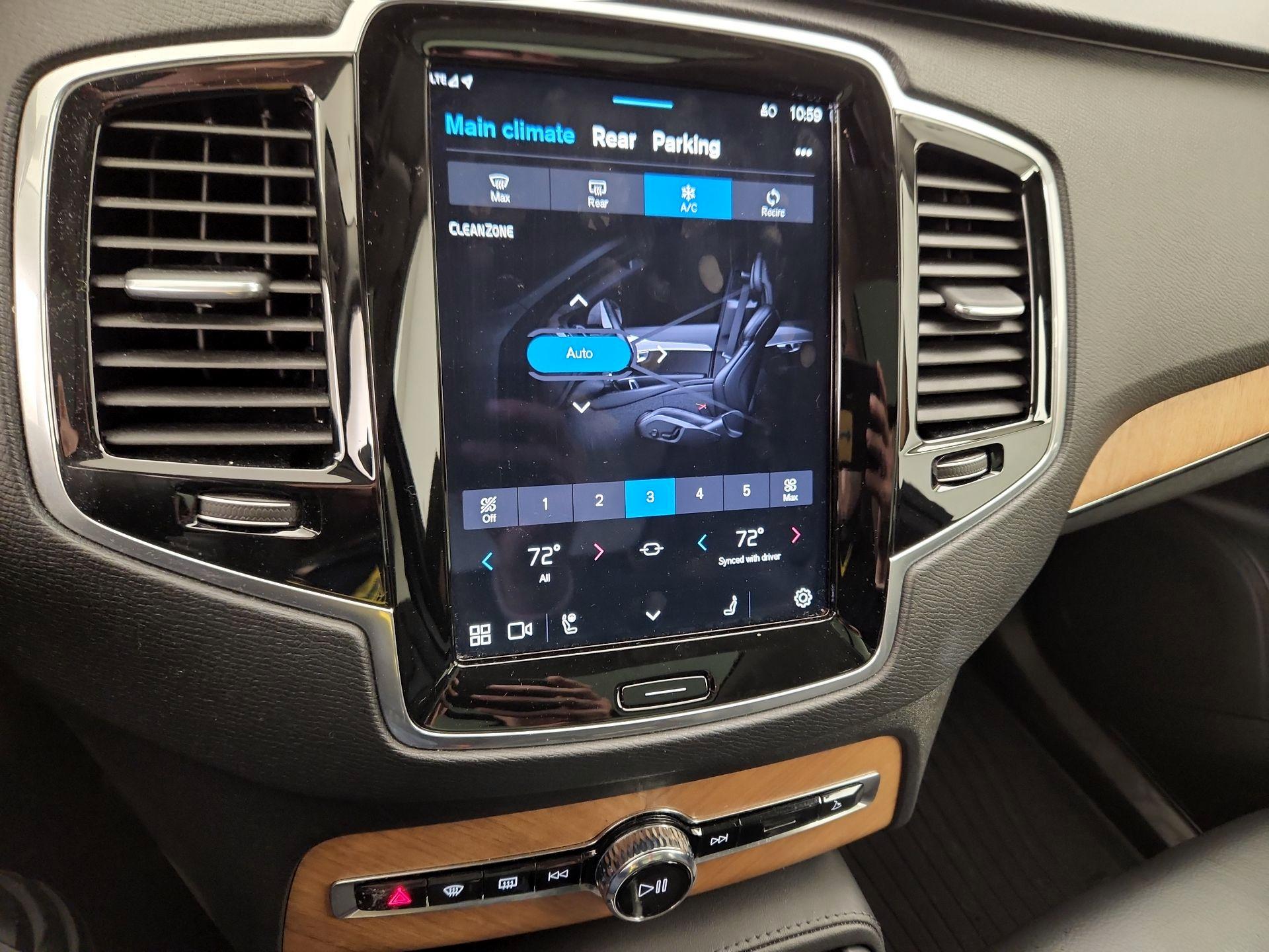 Thumbnail: 2024 Volvo XC90 - 17