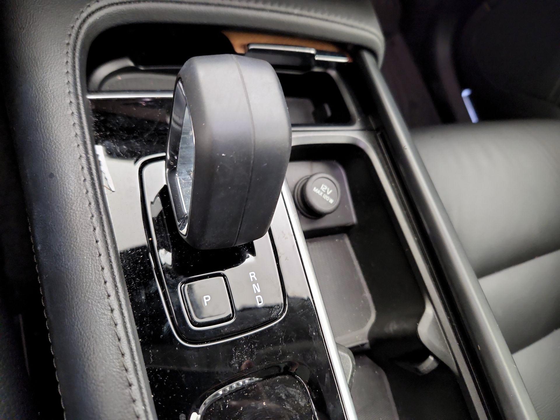 Thumbnail: 2024 Volvo XC90 - 18