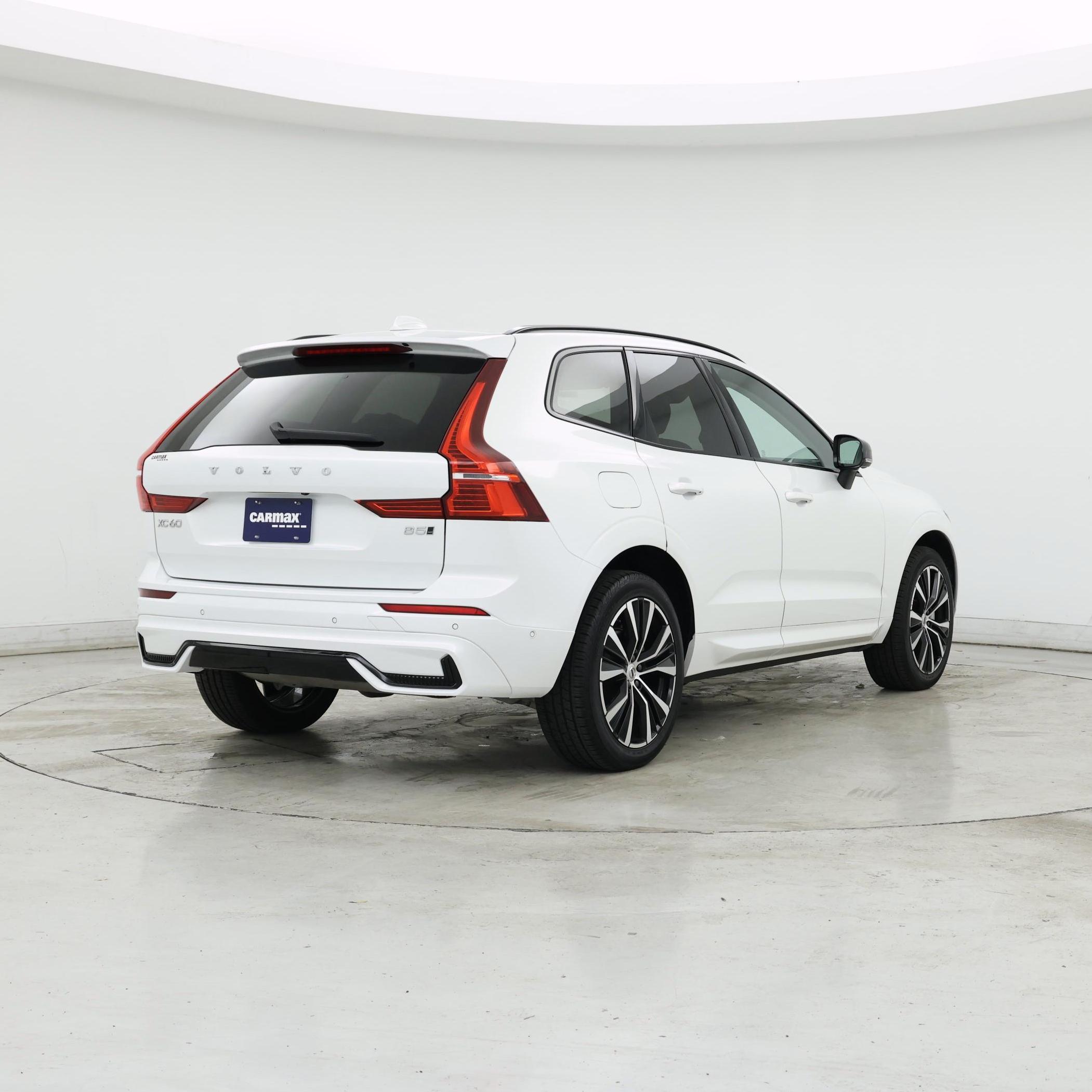 Thumbnail: 2024 Volvo XC60 - 8