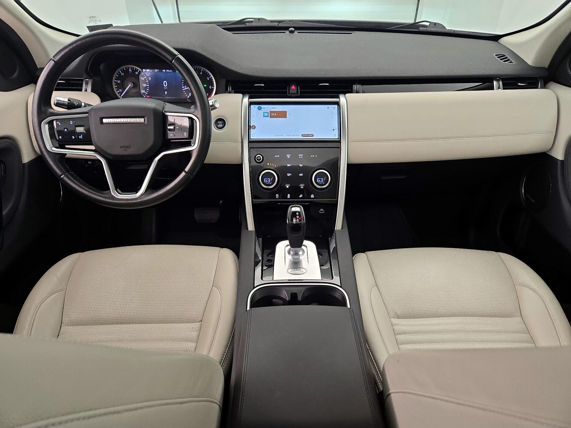 Thumbnail: 2022 Land Rover Discovery Sport - 9