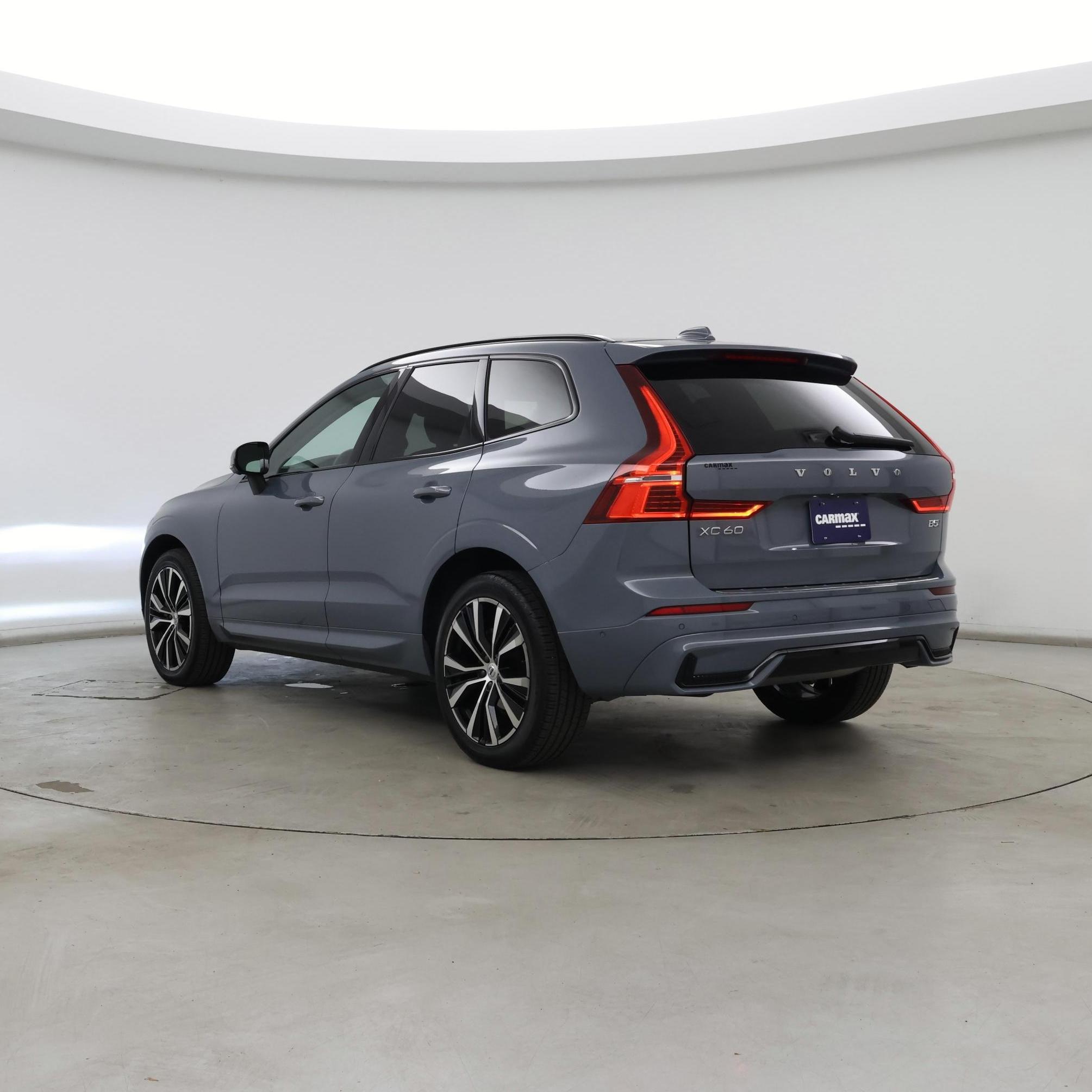 Thumbnail: 2023 Volvo XC60 - 2