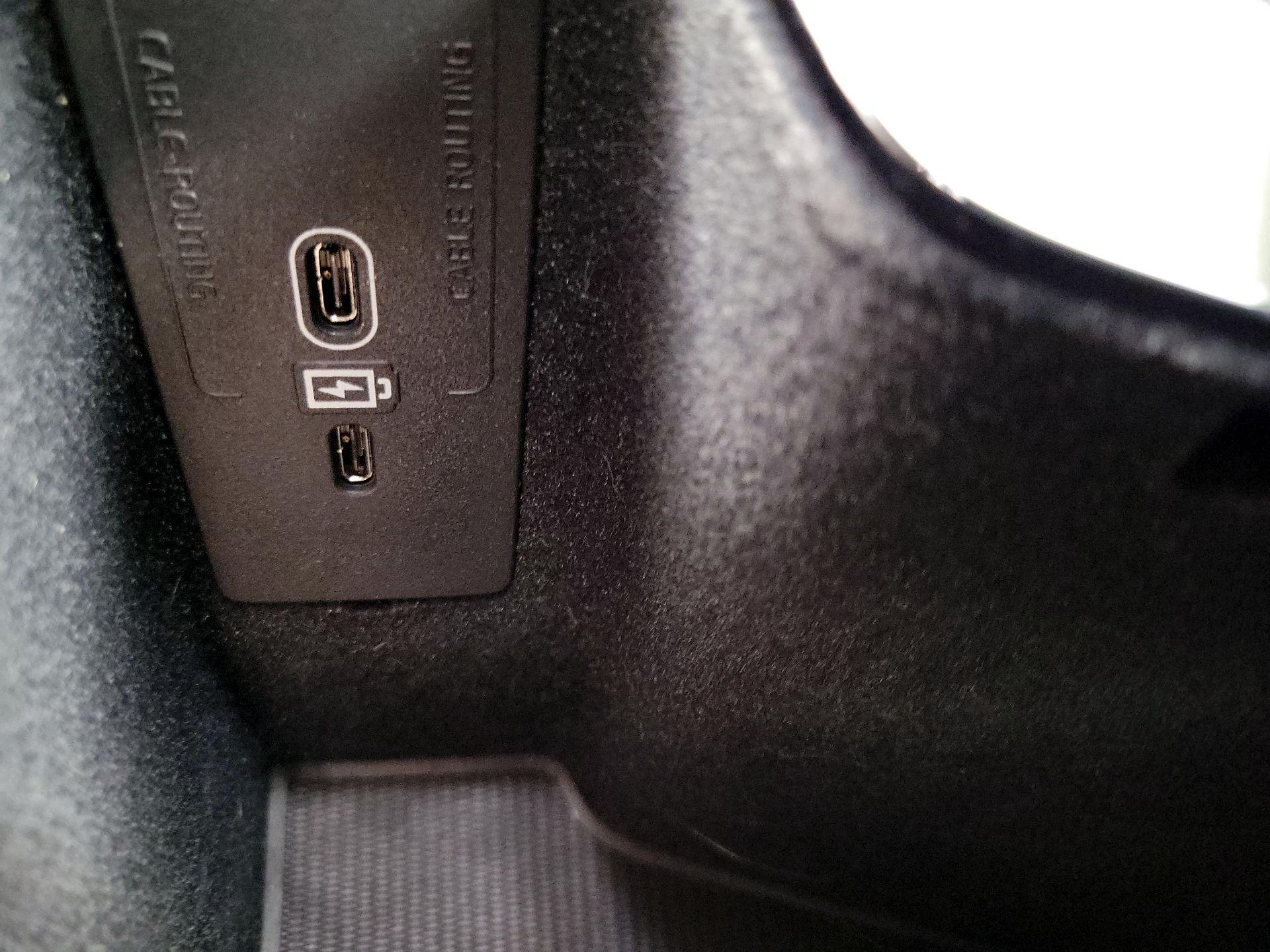 Thumbnail: 2023 Volvo XC60 - 19