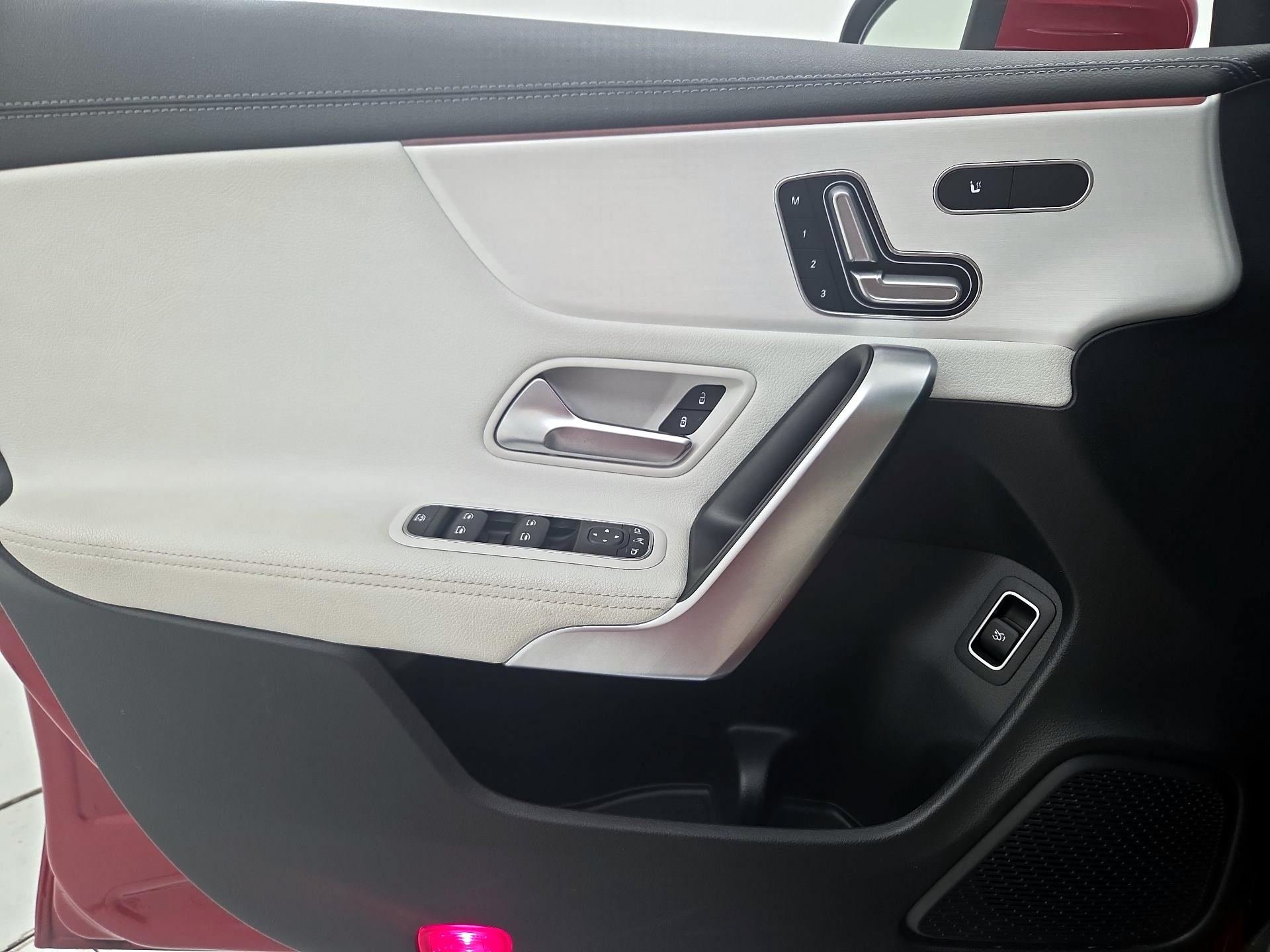 Thumbnail: 2022 Mercedes-Benz CLA - 12