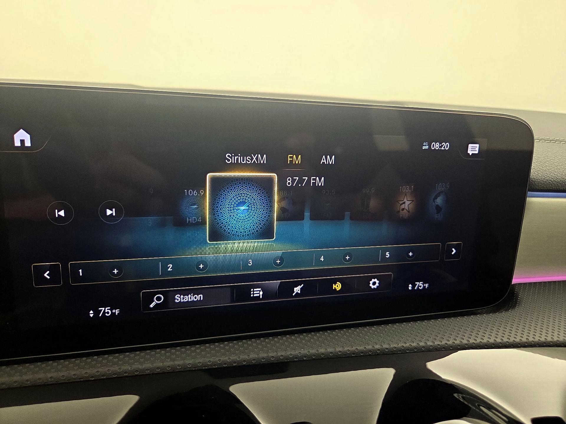 Thumbnail: 2022 Mercedes-Benz CLA - 15