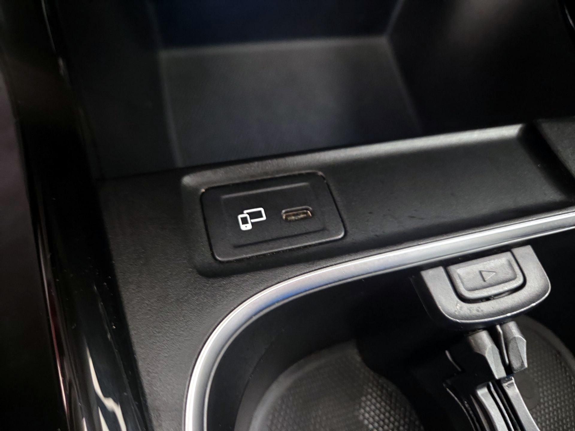 Thumbnail: 2022 Mercedes-Benz CLA - 18