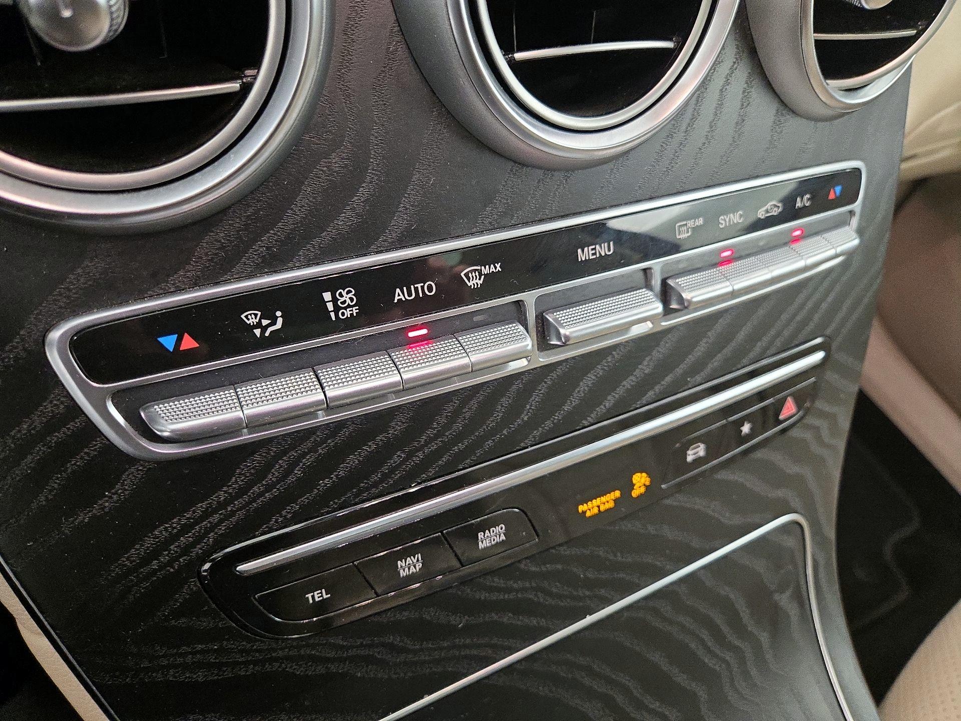 Thumbnail: 2022 Mercedes-Benz GLC - 16