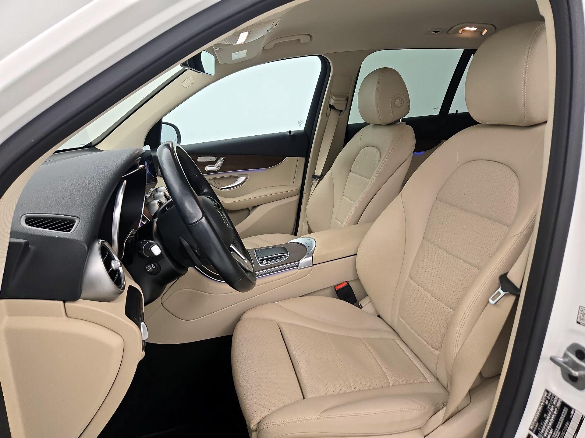 Thumbnail: 2022 Mercedes-Benz GLC - 11