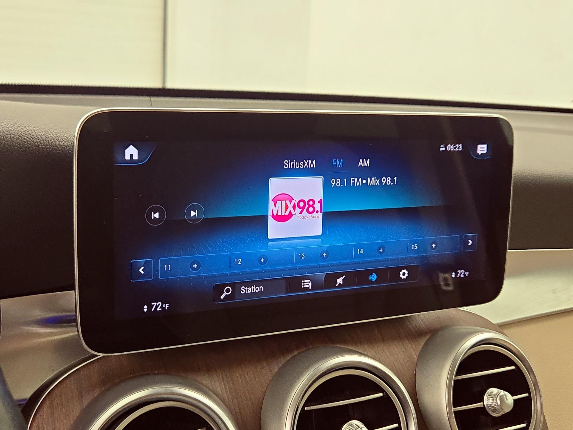 Thumbnail: 2022 Mercedes-Benz GLC - 16