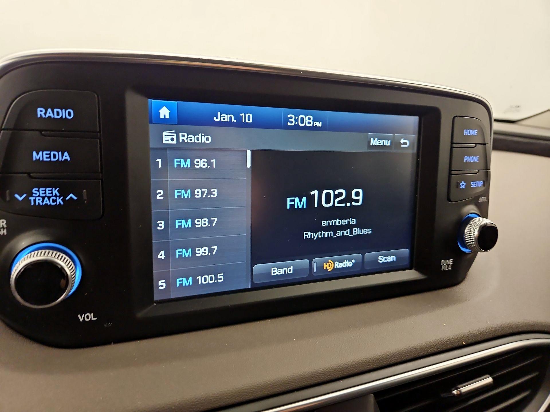 Thumbnail: 2020 Hyundai Santa Fe - 15