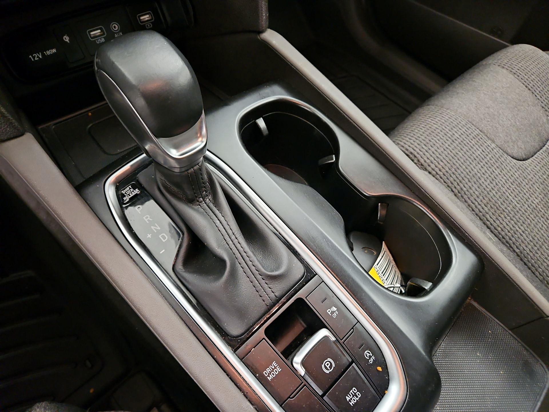 Thumbnail: 2020 Hyundai Santa Fe - 17