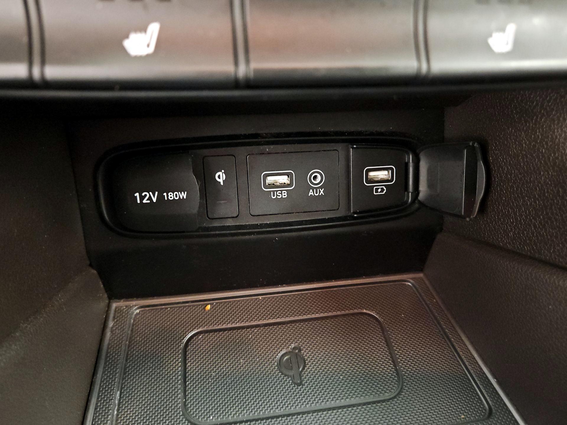 Thumbnail: 2020 Hyundai Santa Fe - 18