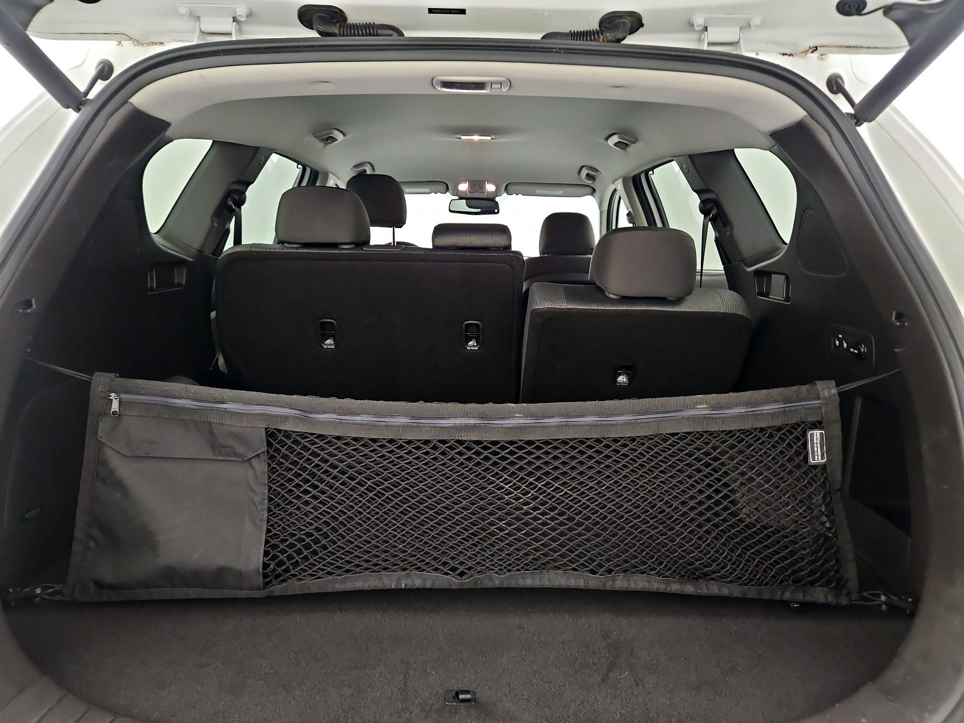 Thumbnail: 2020 Hyundai Santa Fe - 20