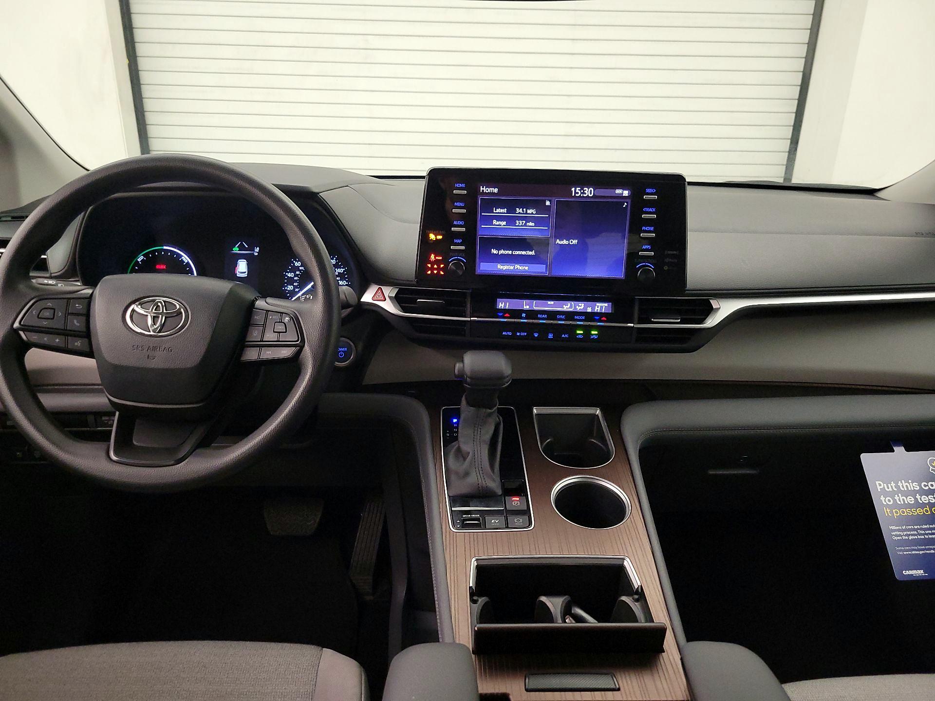 Thumbnail: 2024 Toyota Sienna - 9