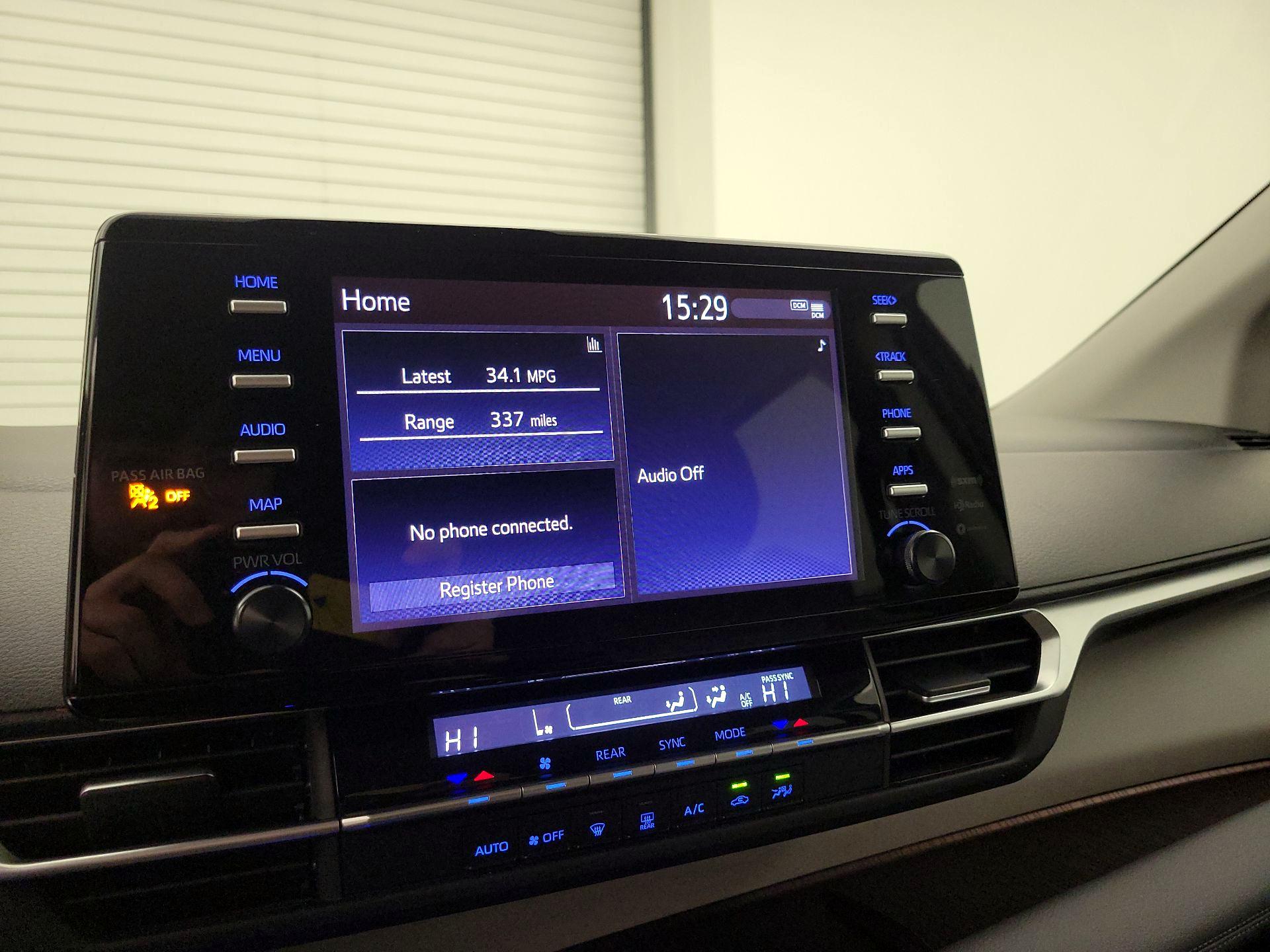 Thumbnail: 2024 Toyota Sienna - 15