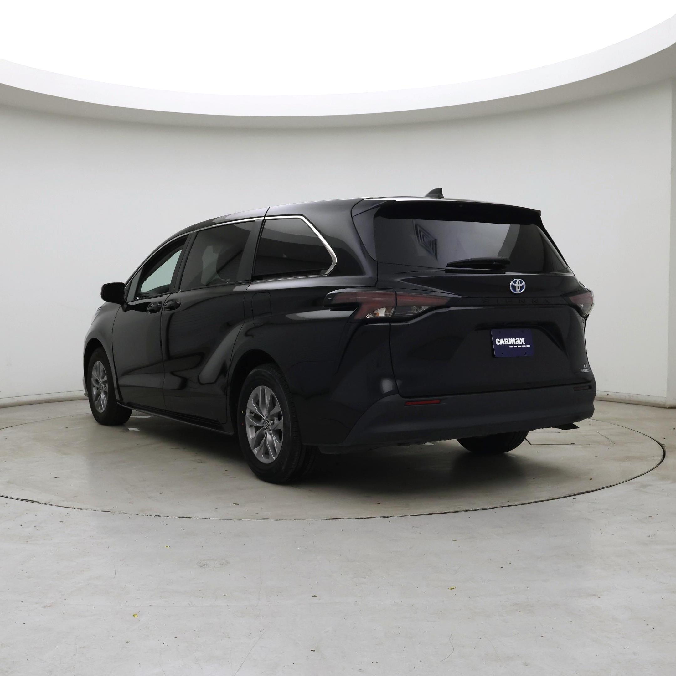 Thumbnail: 2024 Toyota Sienna - 2