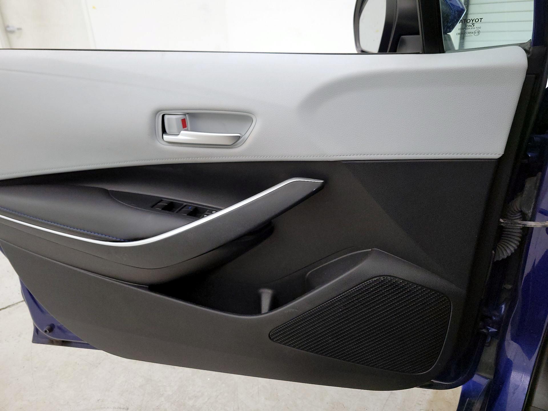 Thumbnail: 2024 Toyota Corolla - 12